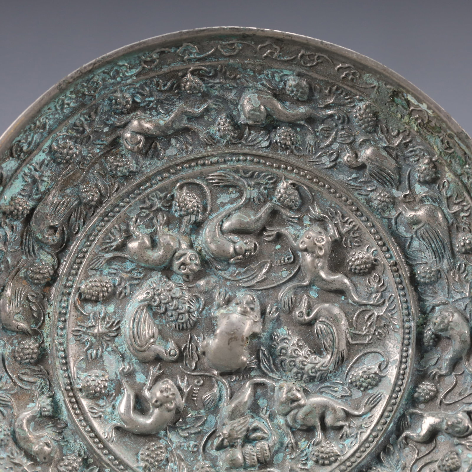 An Archaic Bronze Auspicious Beast Pattern Mirror - 2