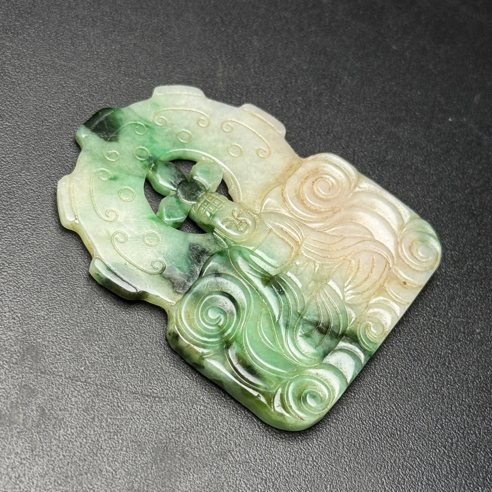 An Exquisite Jadeite Figure Pattern Ornament - 4