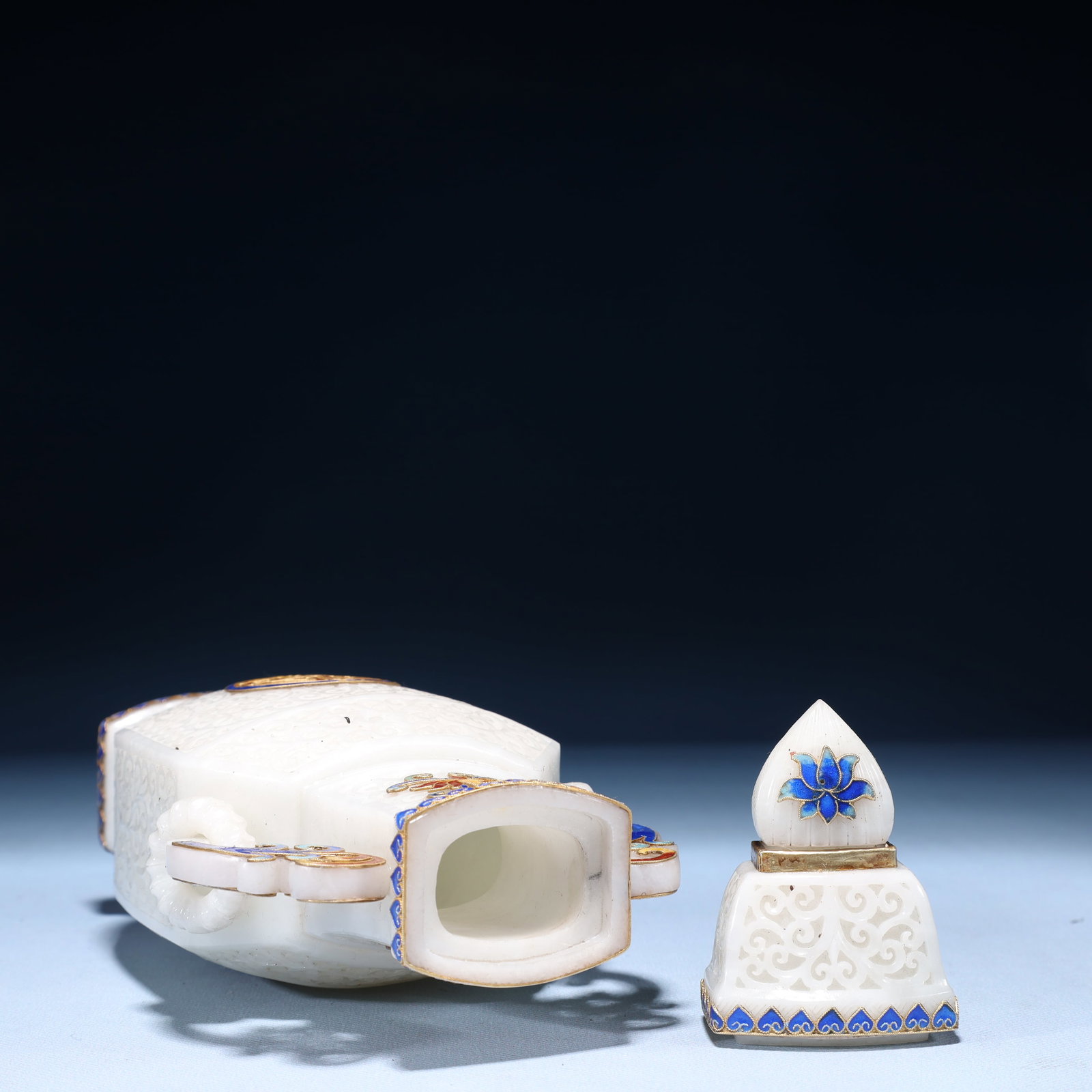 An Exquisite White Jade Lotus Pattern Double-Ears Bottle - 12