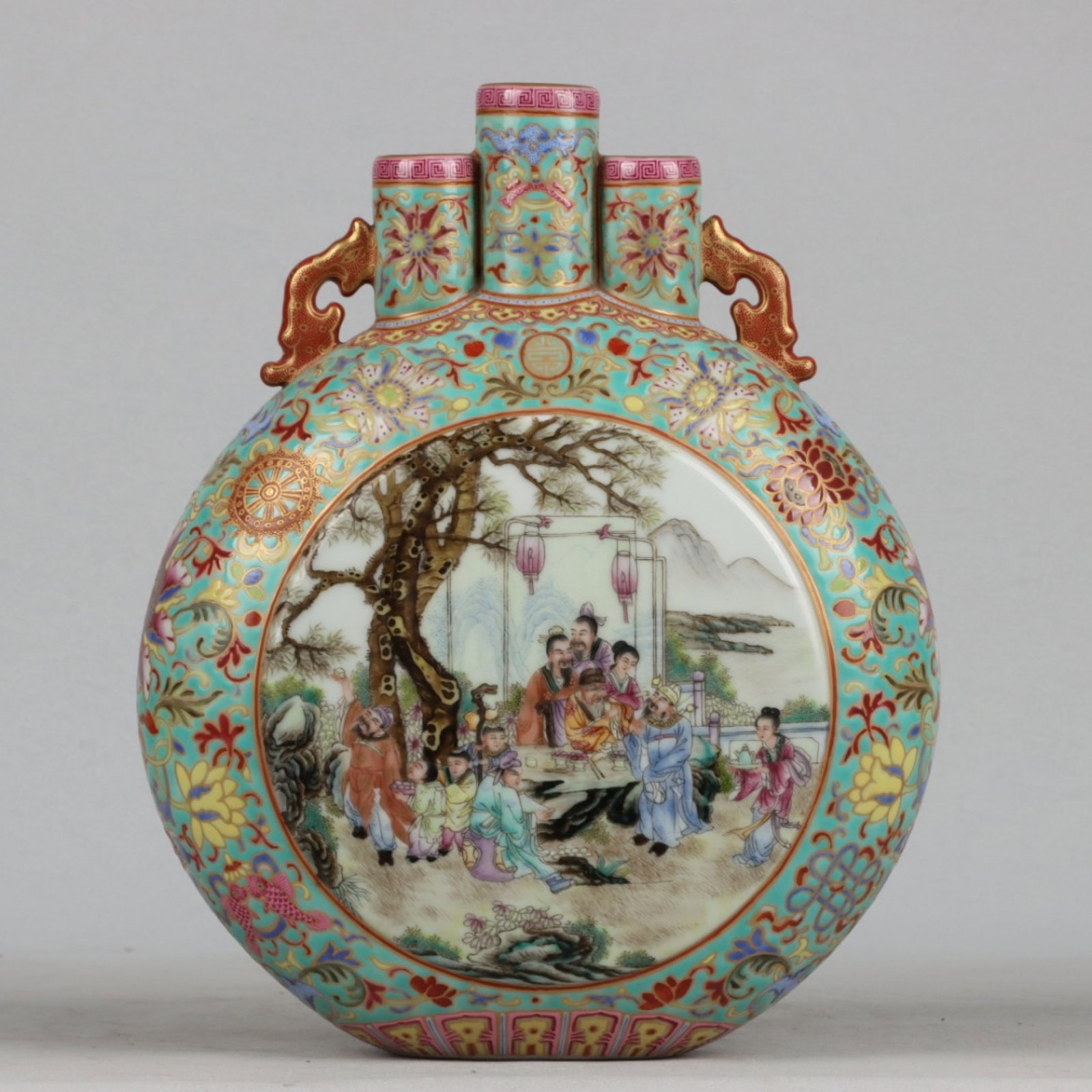 An Exquisite Enamel Gilt Figure and Story Pattern Double-Ears Vase: An Exquisite Enamel Gilt Figure and Story Pattern Double-Ears Vase ,Qing Dynasty, China,Qianlong Four-character Mark,Size:10.6inx8.7in 珐琅彩鎏金人物故&