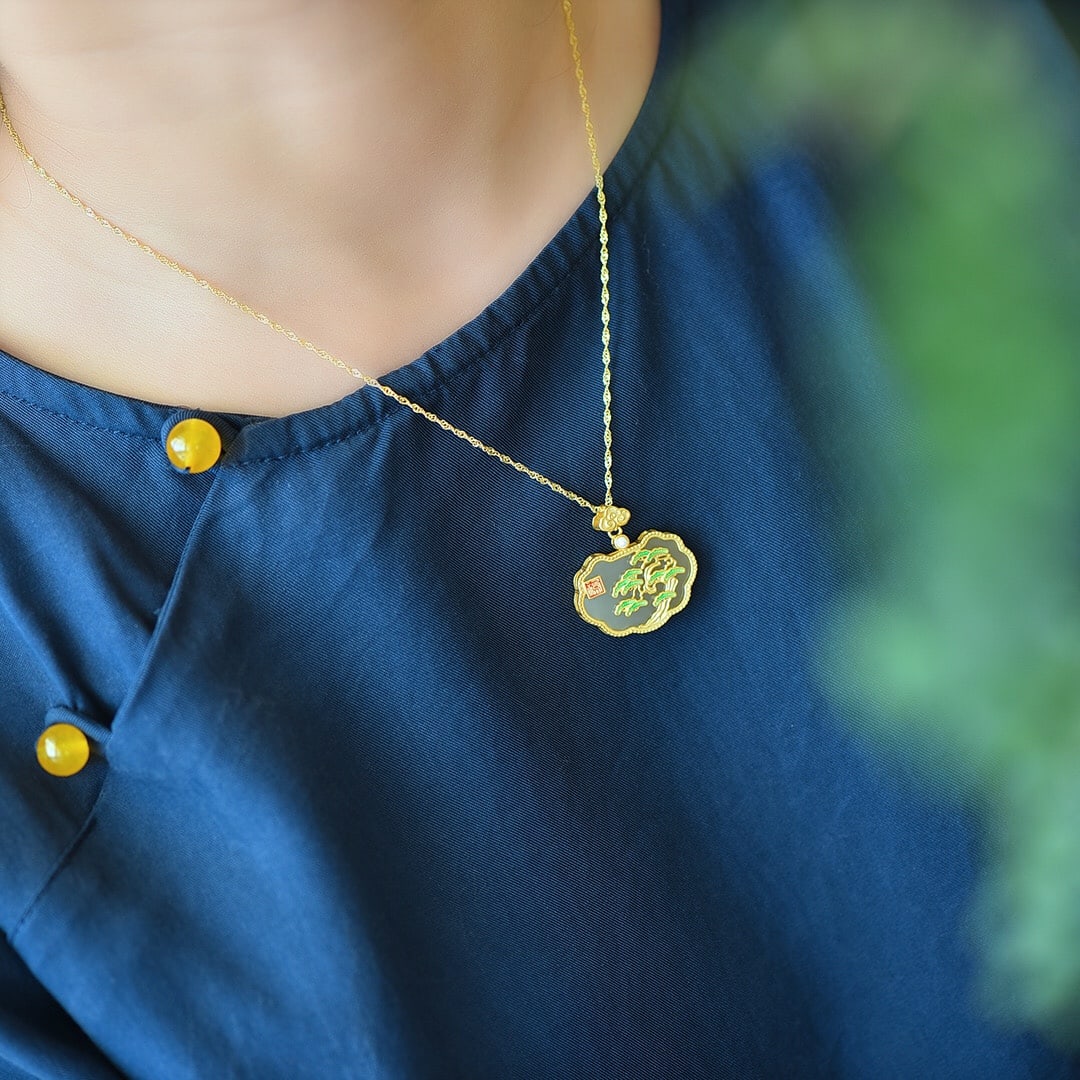 An Exquisite Sterling Silver-Gold Plated Inlaid White Jade Enamel Necklace, Inlaid Pearl: An Exquisite Sterling Silver-Gold Plated Inlaid White Jade Enamel Necklace, Inlaid Pearl,Size:17mmx24mm
