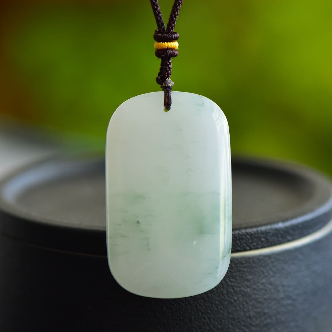 An Exquisite White Jade Pendant: An Exquisite White Jade Pendant,Size:30mmx50mm 白玉挂件