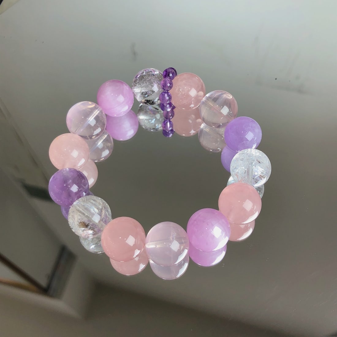 An Exquisite Crystal Kunzite Bracelets - 9