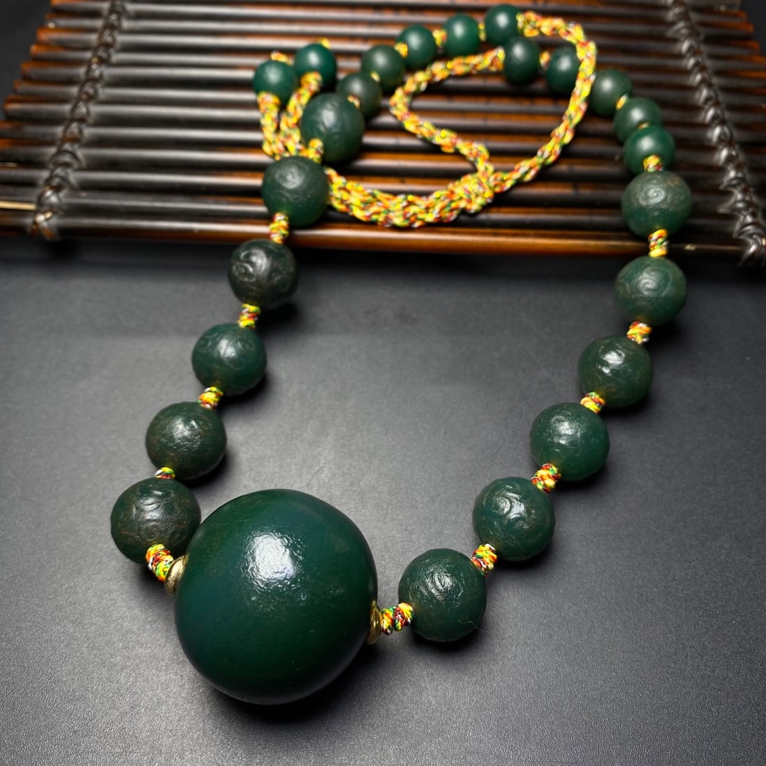A Precious Agate Necklace - 3