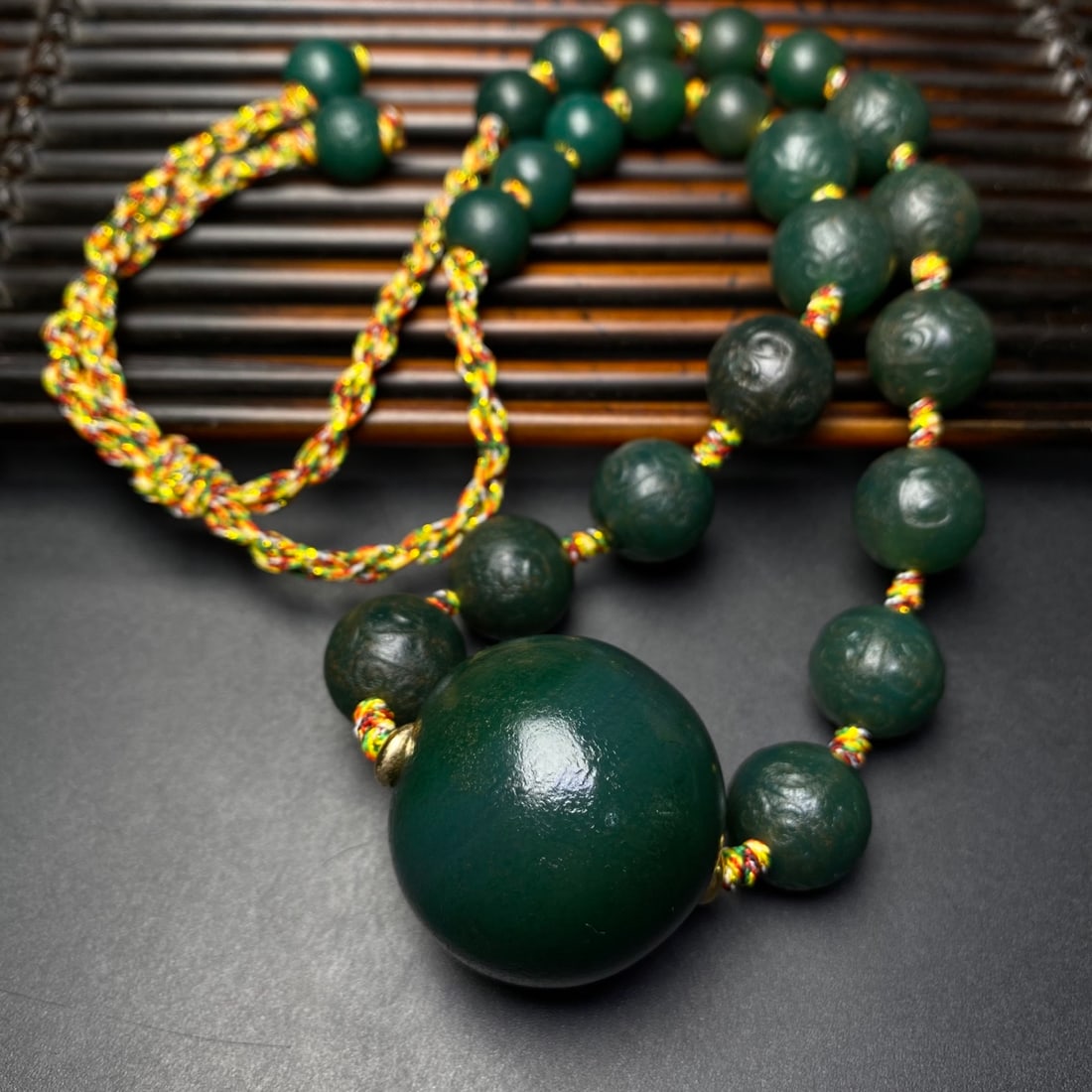 A Precious Agate Necklace - 4