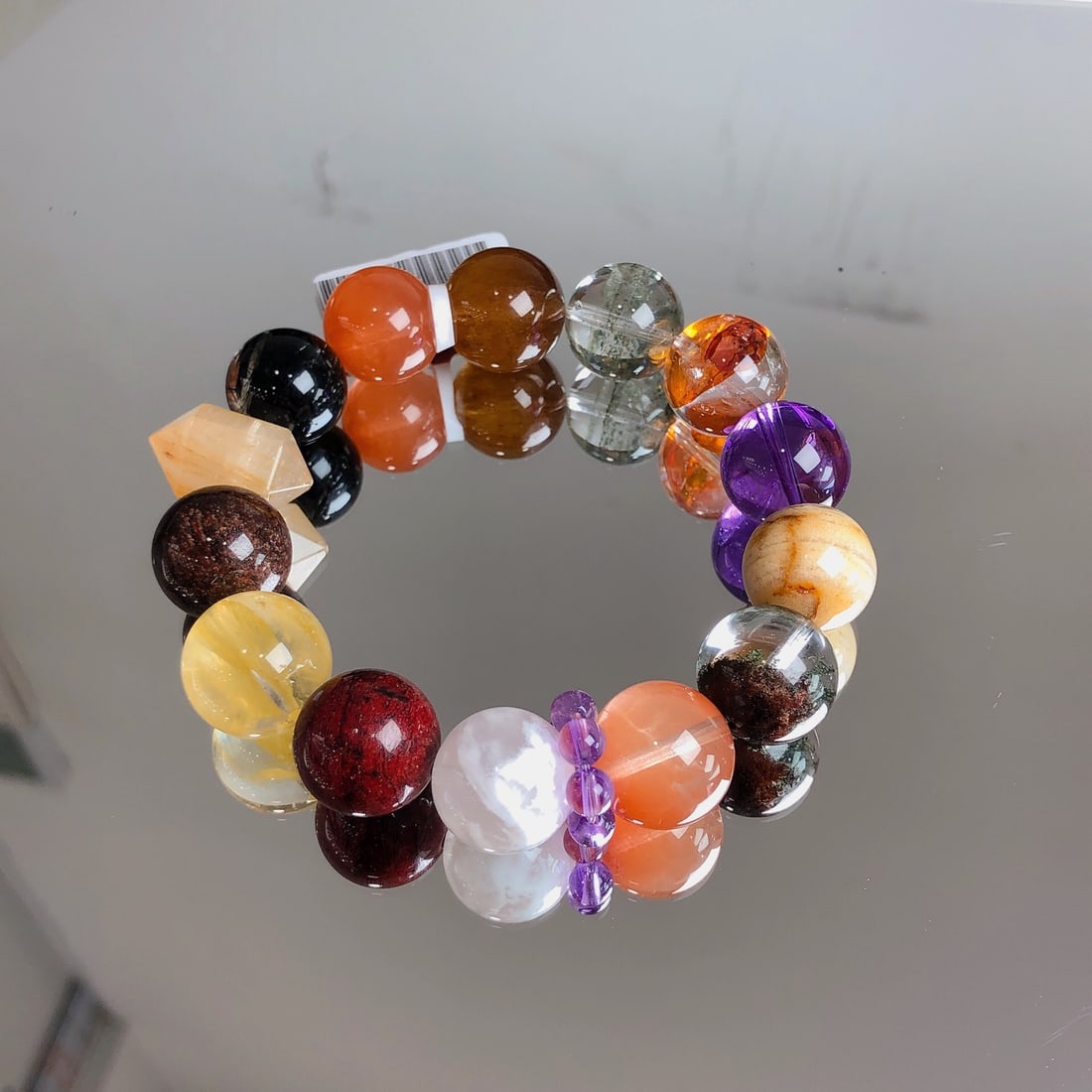 An Exquisite Crystal Bracelet - 2