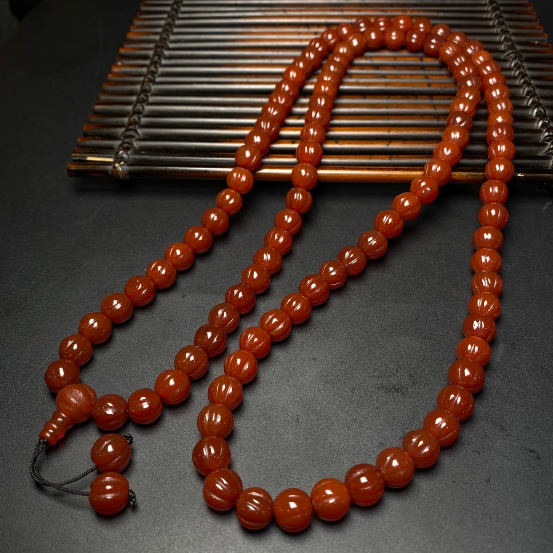 A Precious Agate Necklace - 6