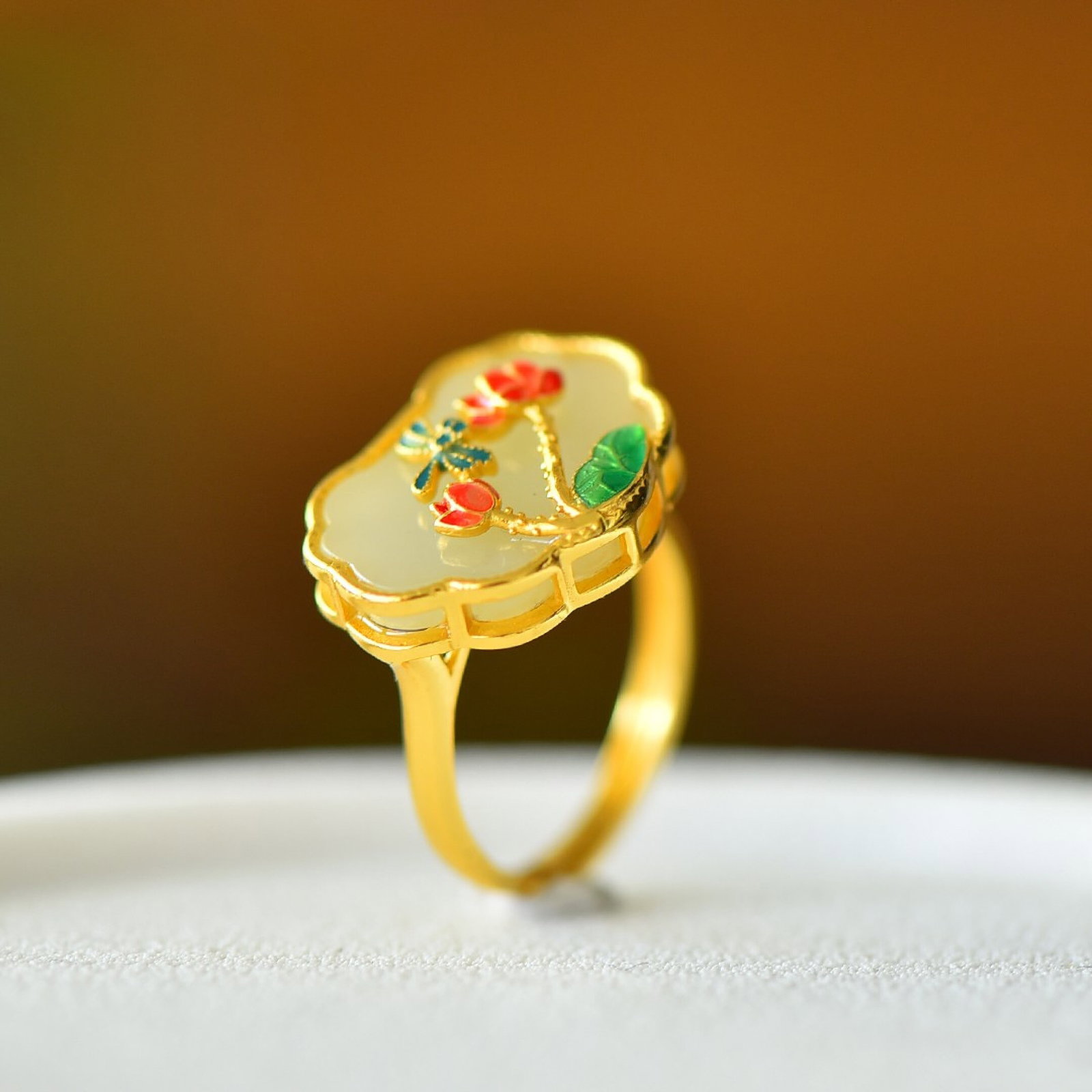 An Exquisite Sterling Silver-Gold Plated Inlaid White Jade Enamel Ring - 3