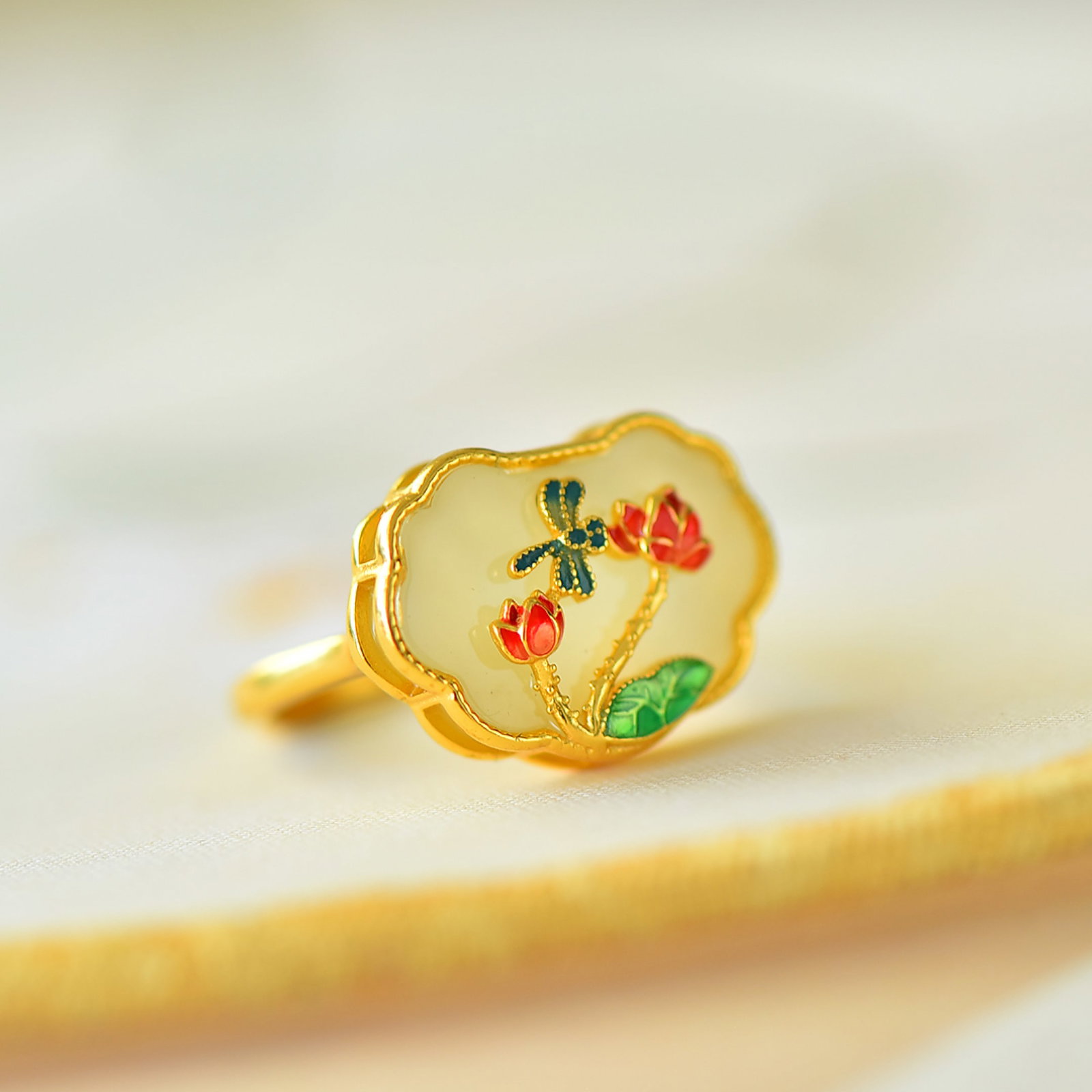 An Exquisite Sterling Silver-Gold Plated Inlaid White Jade Enamel Ring - 4