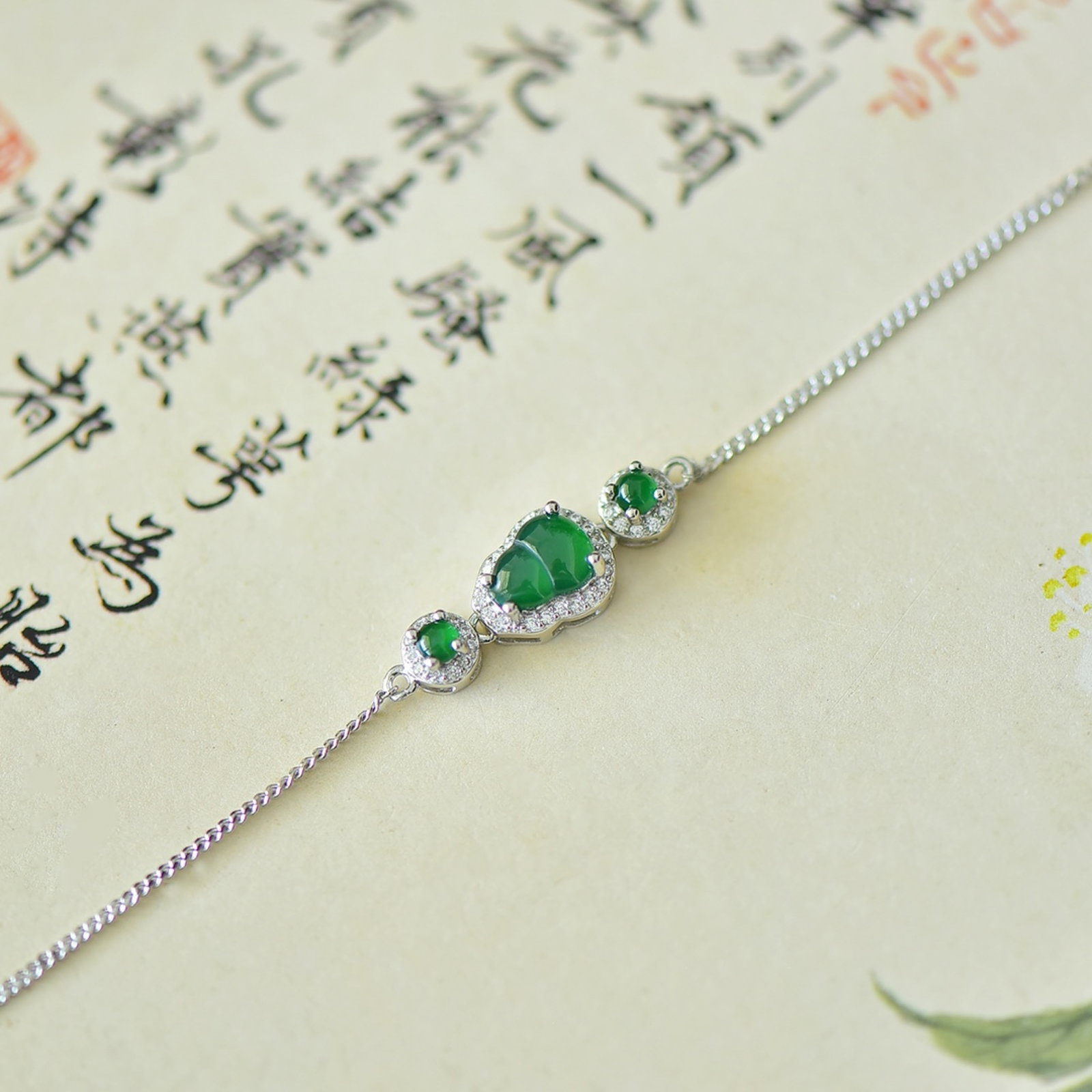 An Exquisite Sterling Silver Inlaid Jadeite Gourd Bracelets,Inlaid Diamond - 3