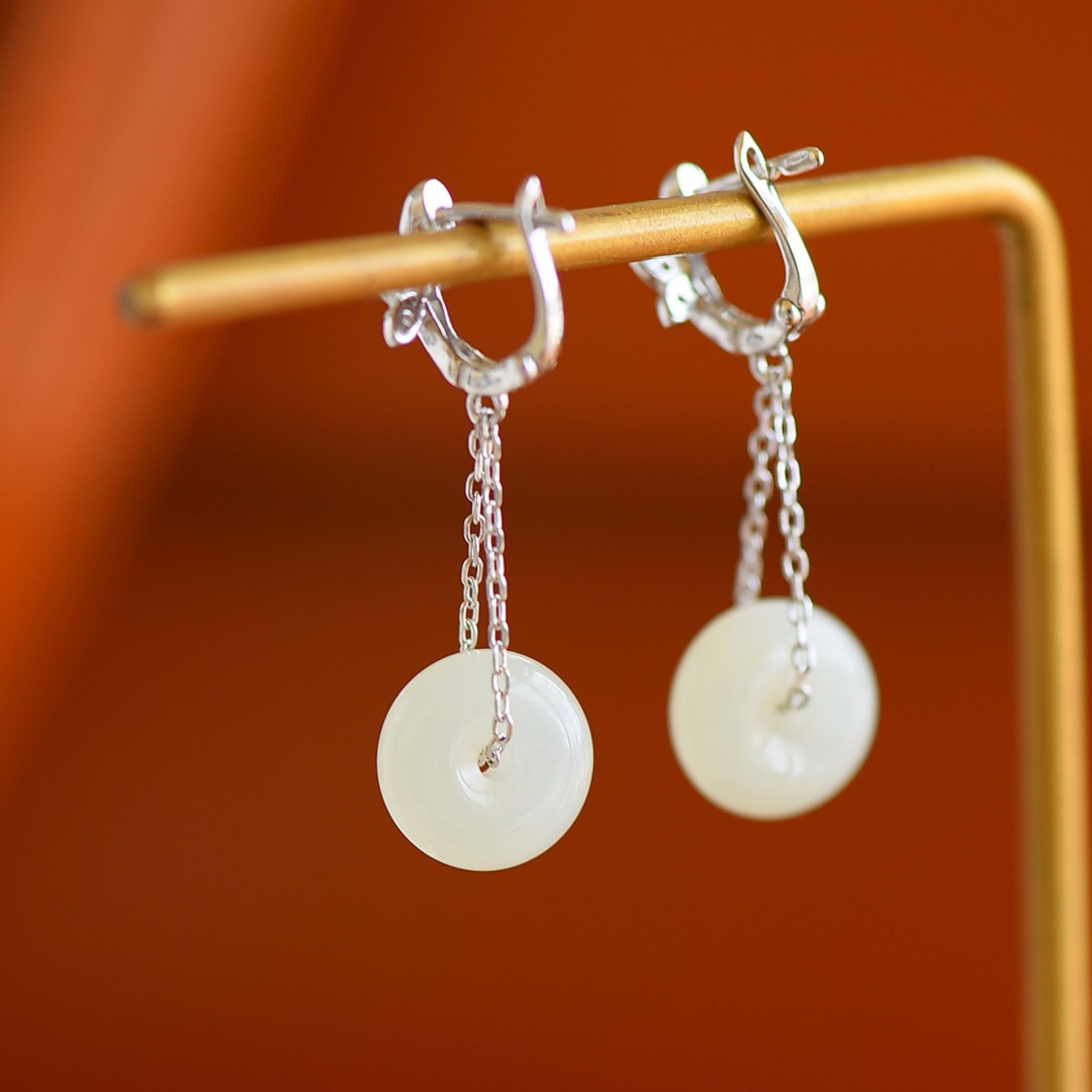 A Pair of Exquisite Sterling Silver Inlaid White Jade Earrings - 5