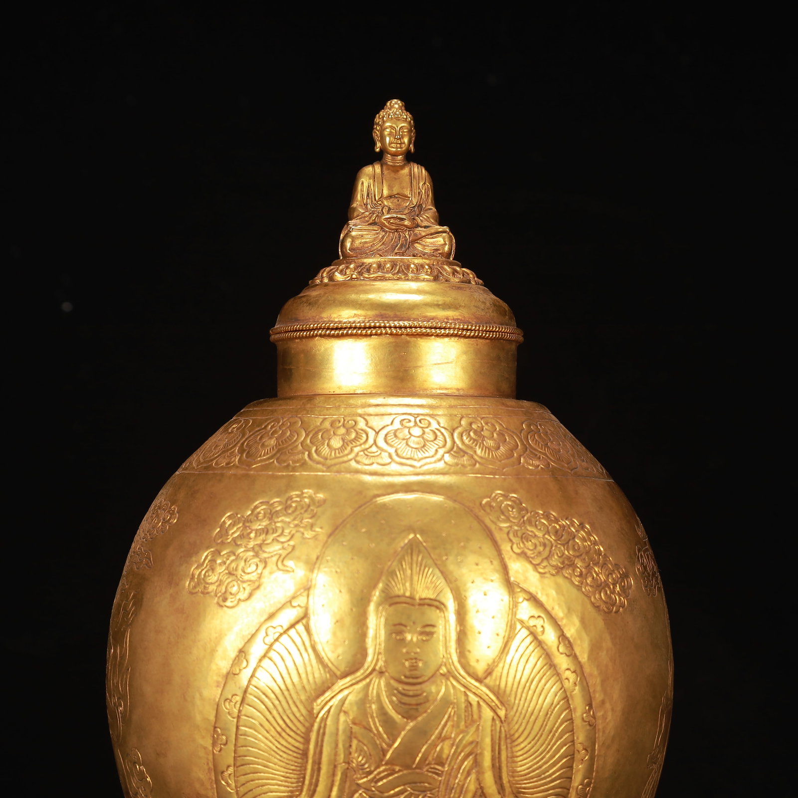 A Rare Gilt Bronze Statue of Avalokitesvara Pattern Bottle - 2