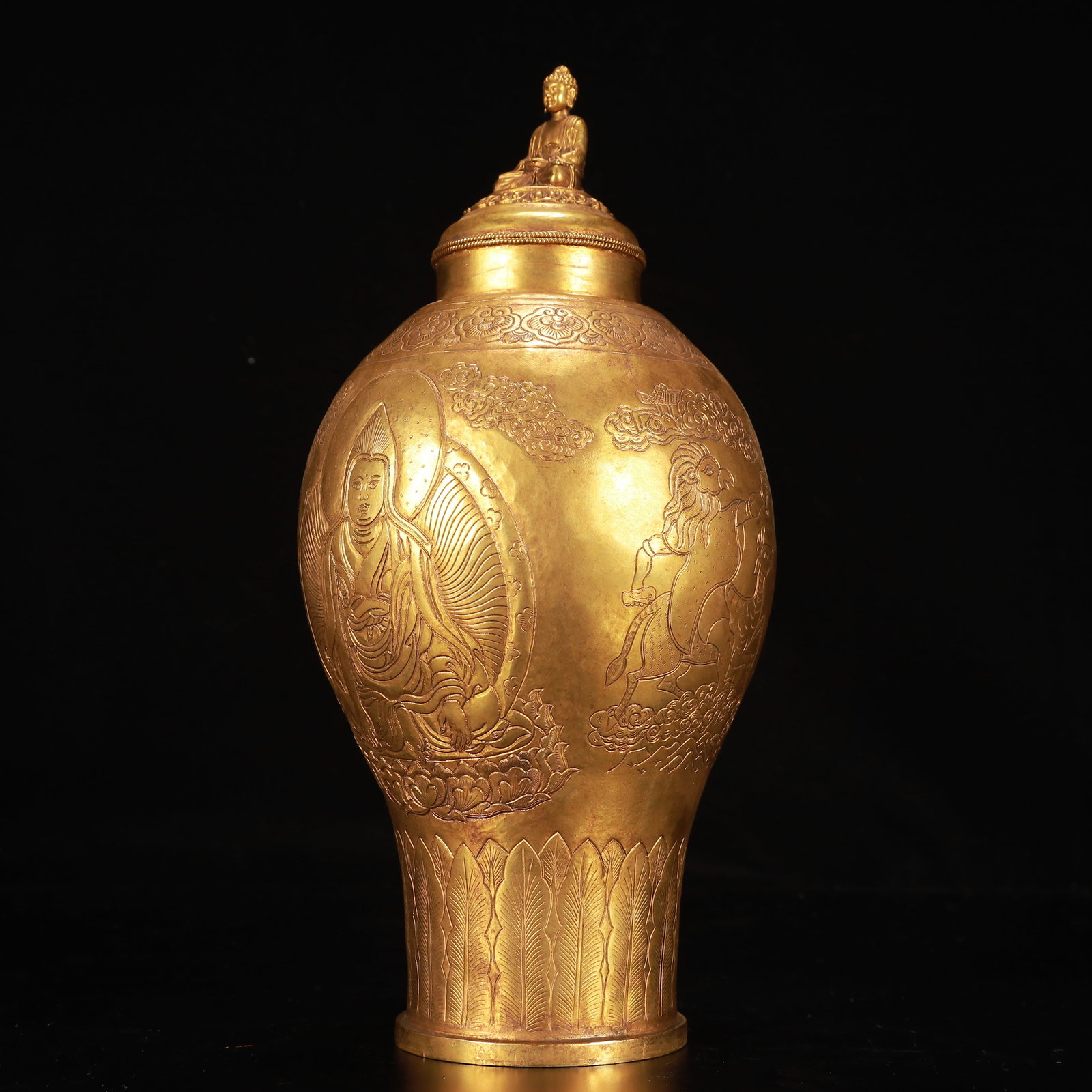 A Rare Gilt Bronze Statue of Avalokitesvara Pattern Bottle - 5