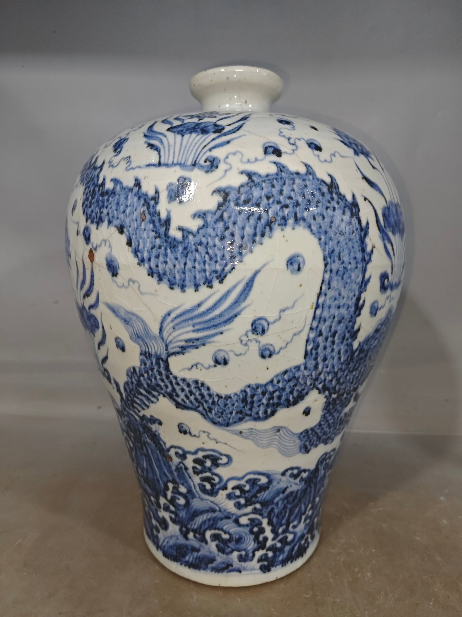 A Huge Blue and White Seawater and Dragon Pattern Vase - 2