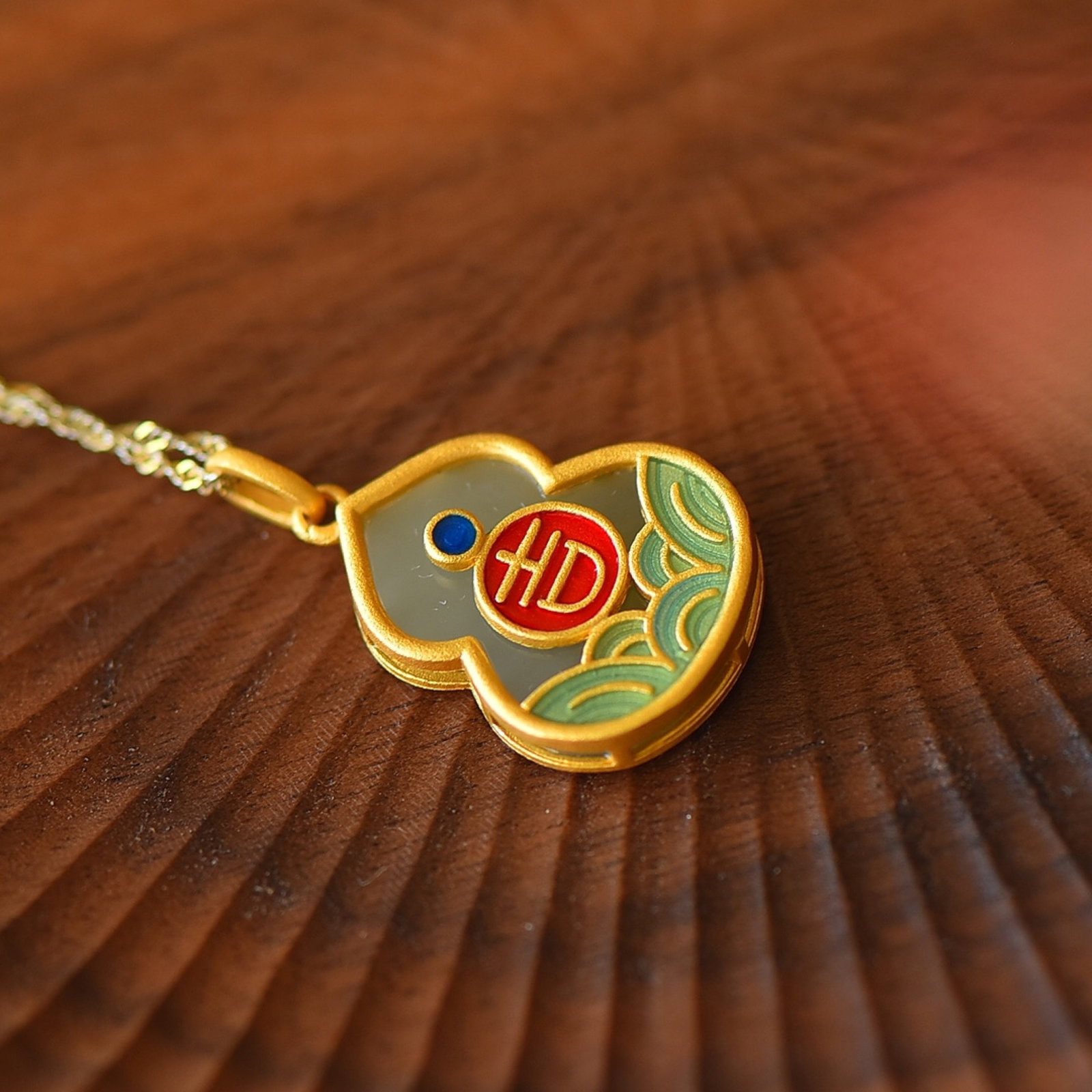 An Exquisite Sterling Silver-Gold Plated Inlaid White Jade Pendant - 4