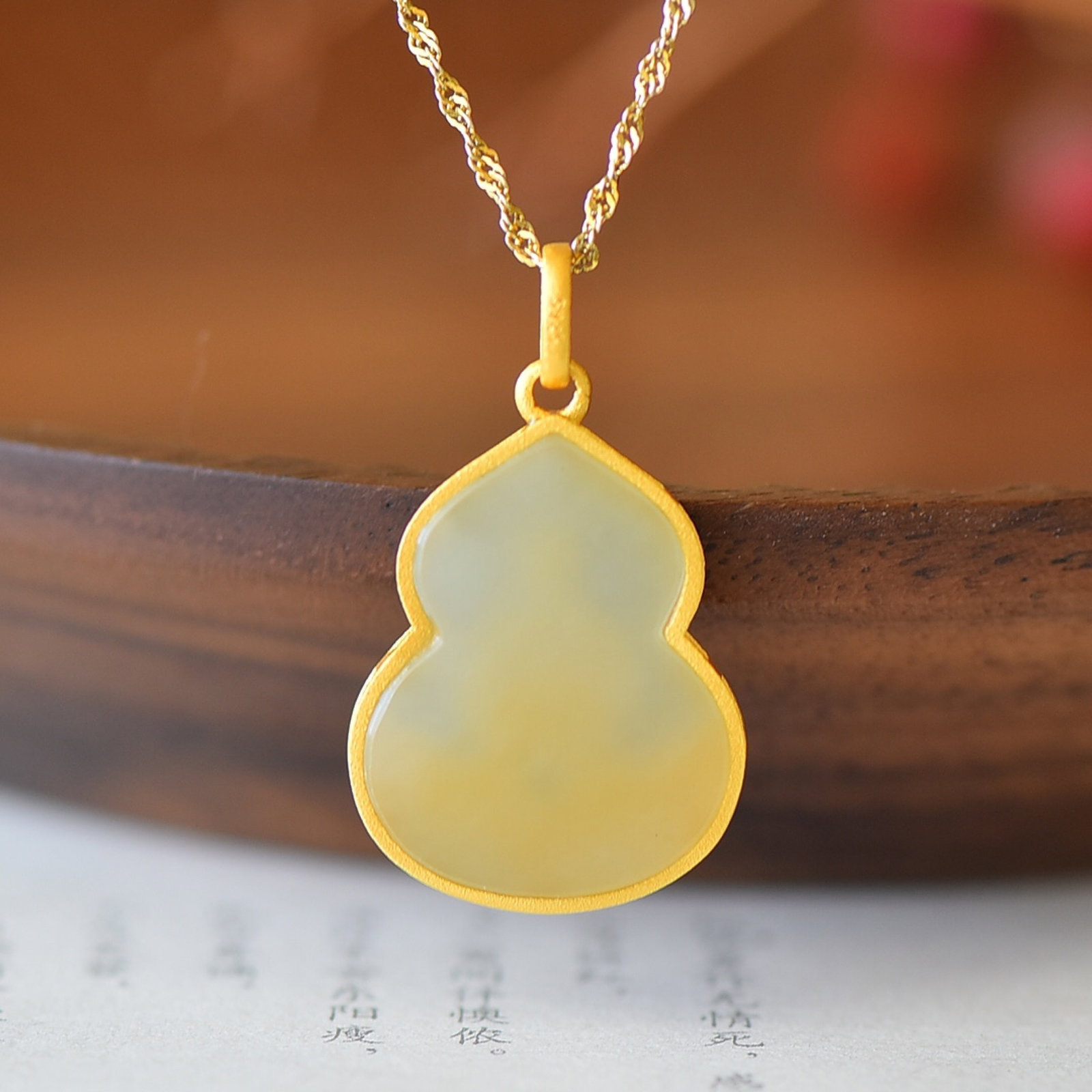 An Exquisite Sterling Silver-Gold Plated Inlaid White Jade Pendant - 5