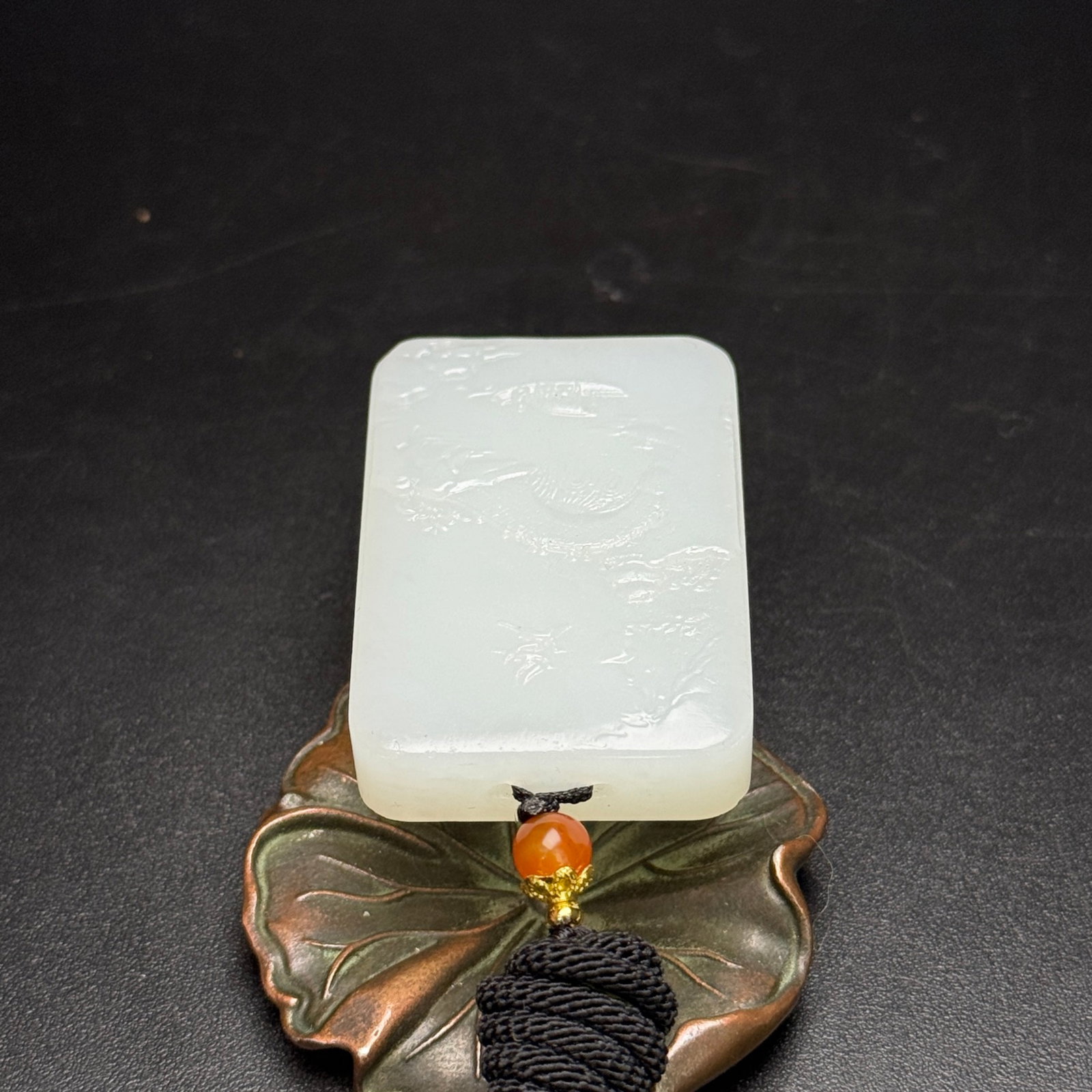 An Exquisite White Jade Landscape Pattern Pendant - 5