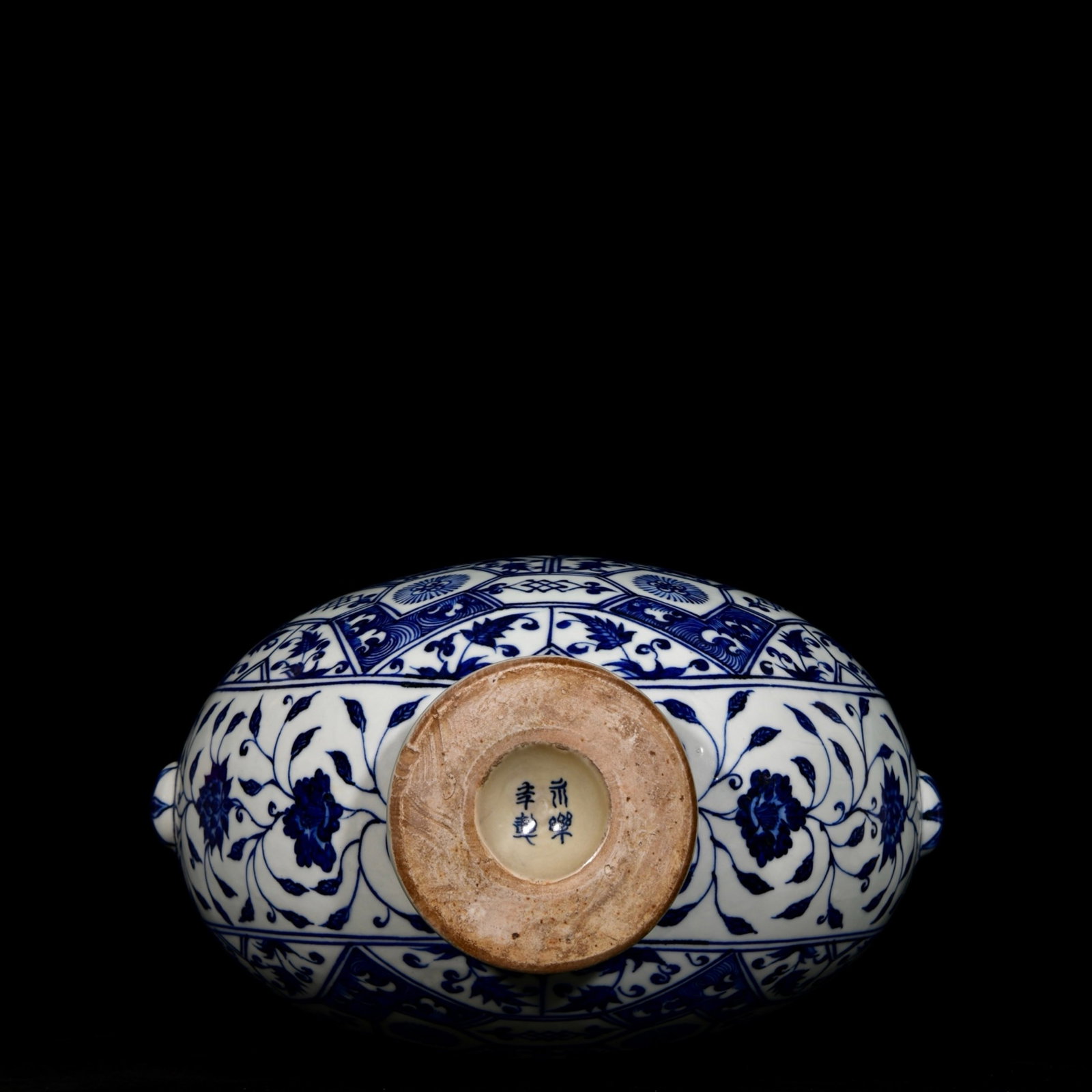 A Huge Blue and White Flower Pattern Double-Ears Vase - 9