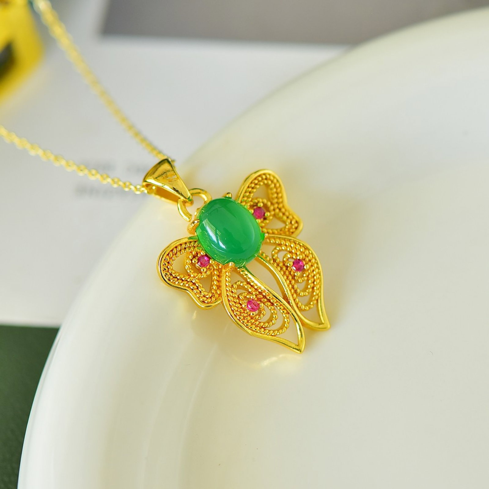 An Exquisite Butterfly Pendant,Inlaid Diamond - 3