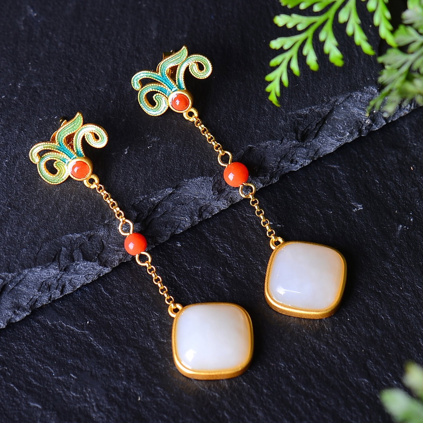 A Pair of Exquisite Sterling Silver-Gold Plated Inlaid White Jade Earrings - 4