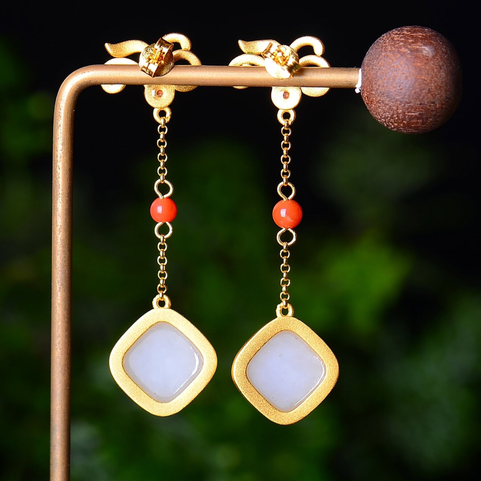 A Pair of Exquisite Sterling Silver-Gold Plated Inlaid White Jade Earrings - 5