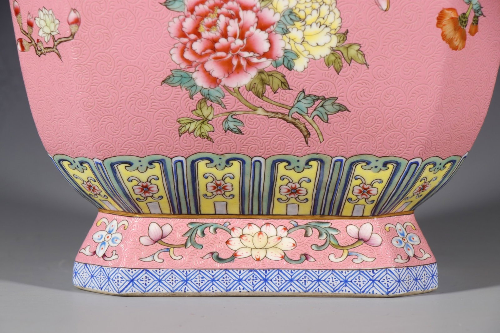 A Rare Enamel Pink Ground Flower and Butterfly Pattern Vase - 3