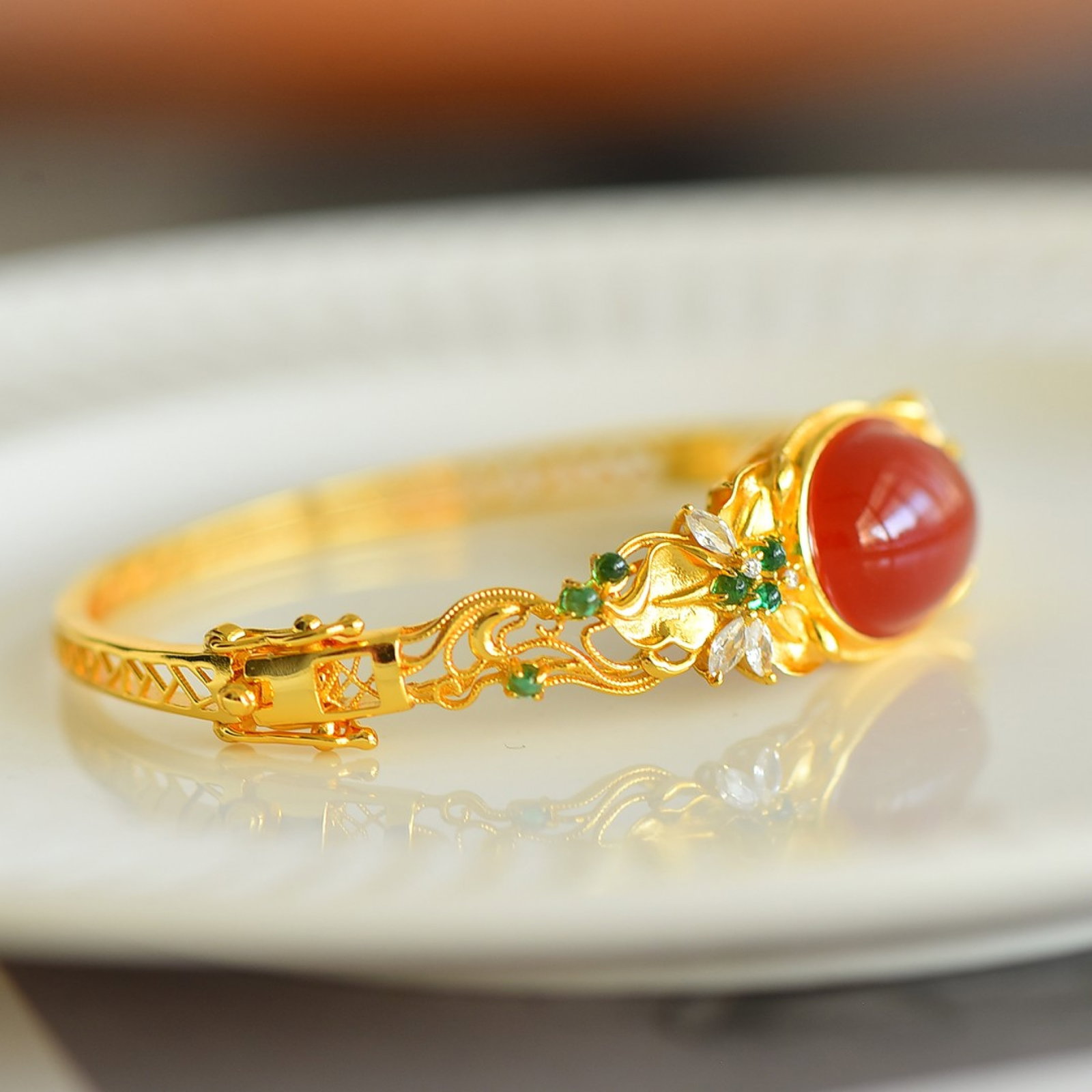 An Exquisite Sterling Silver-Gold Plated Inlaid Agate Bracelets,Inlaid Diamond - 3