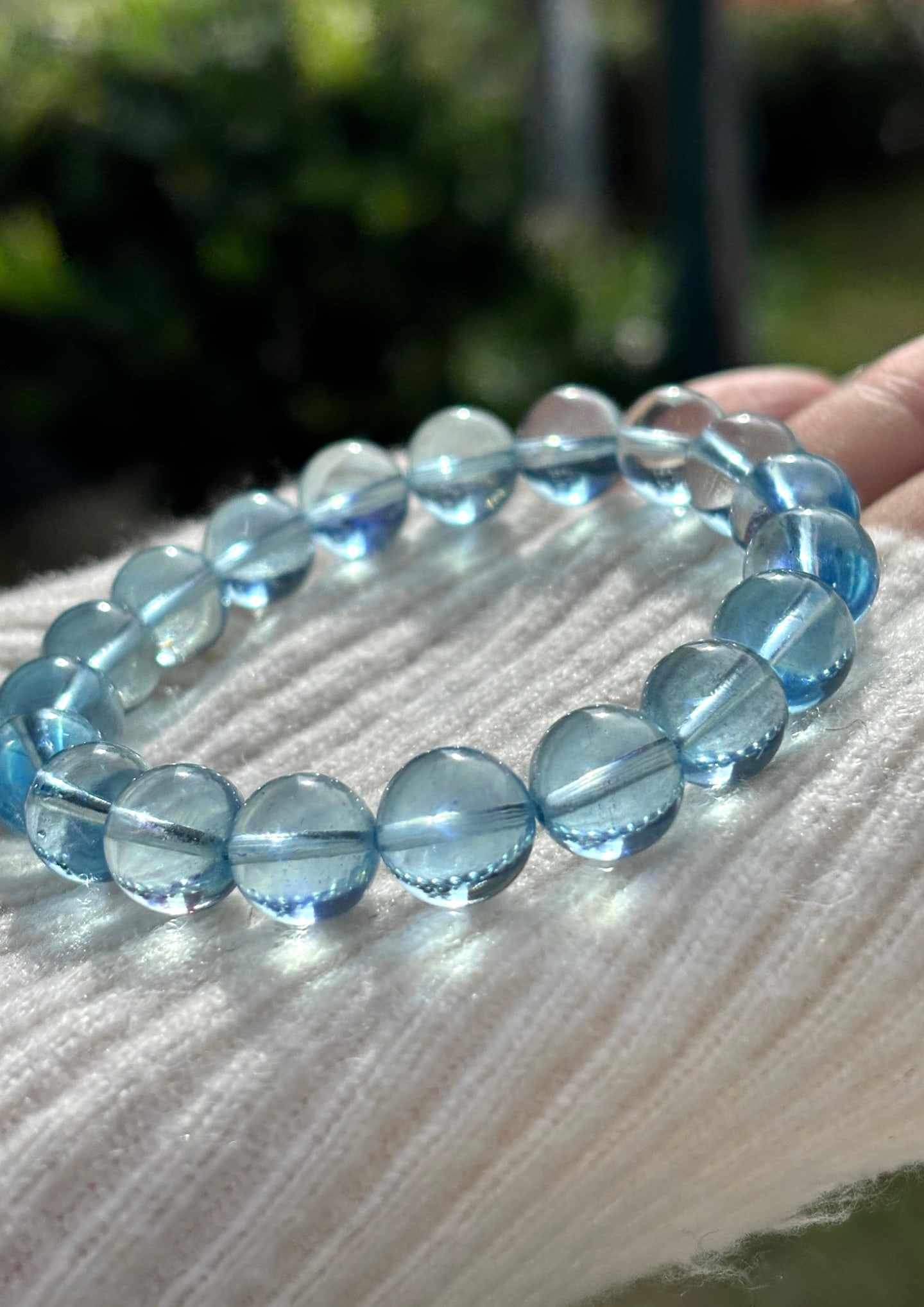 An Exquisite Aquamarine Bracelets - 2