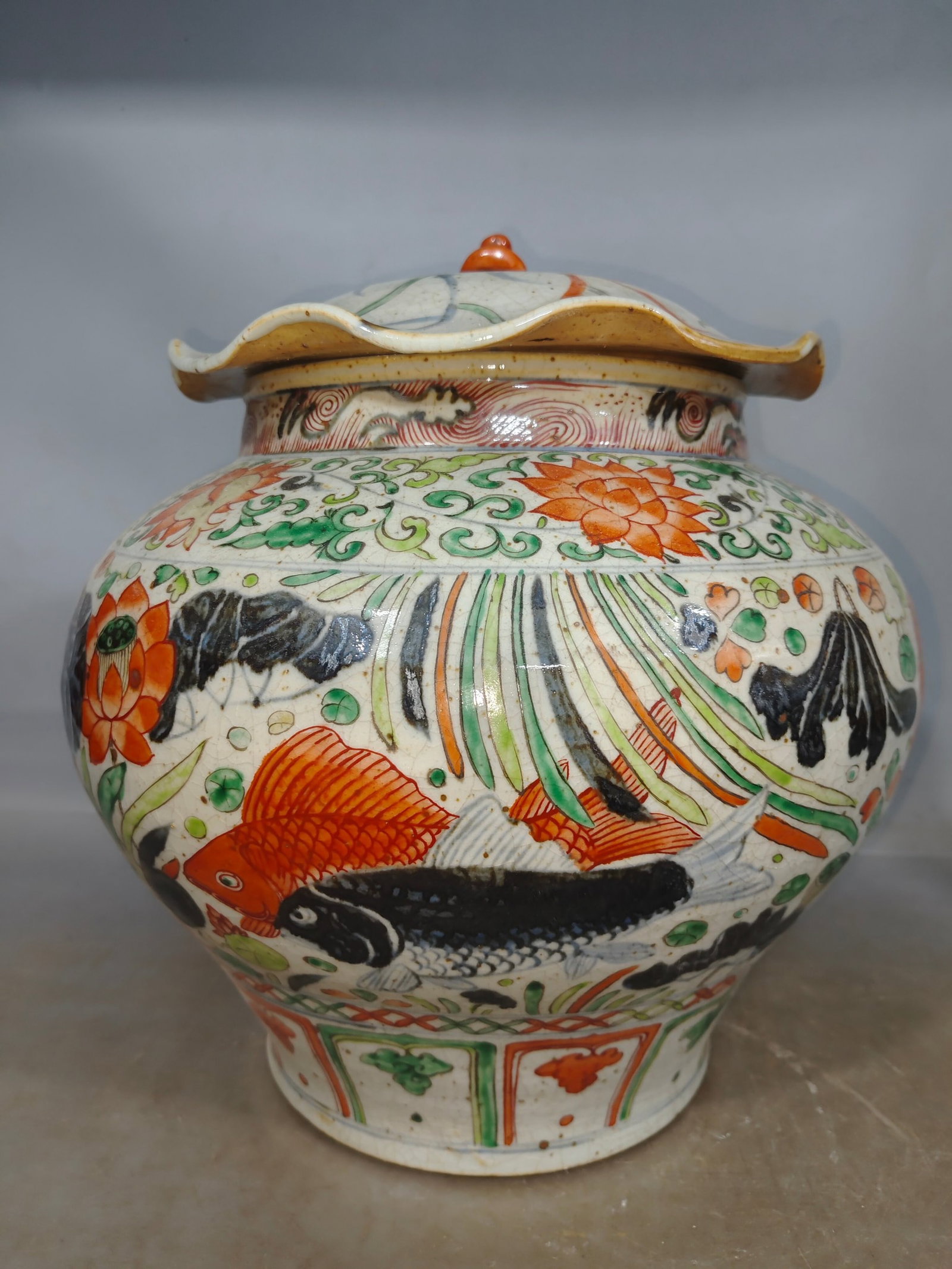 A Rare Blue and White Character and Story Pattern Jar - 8