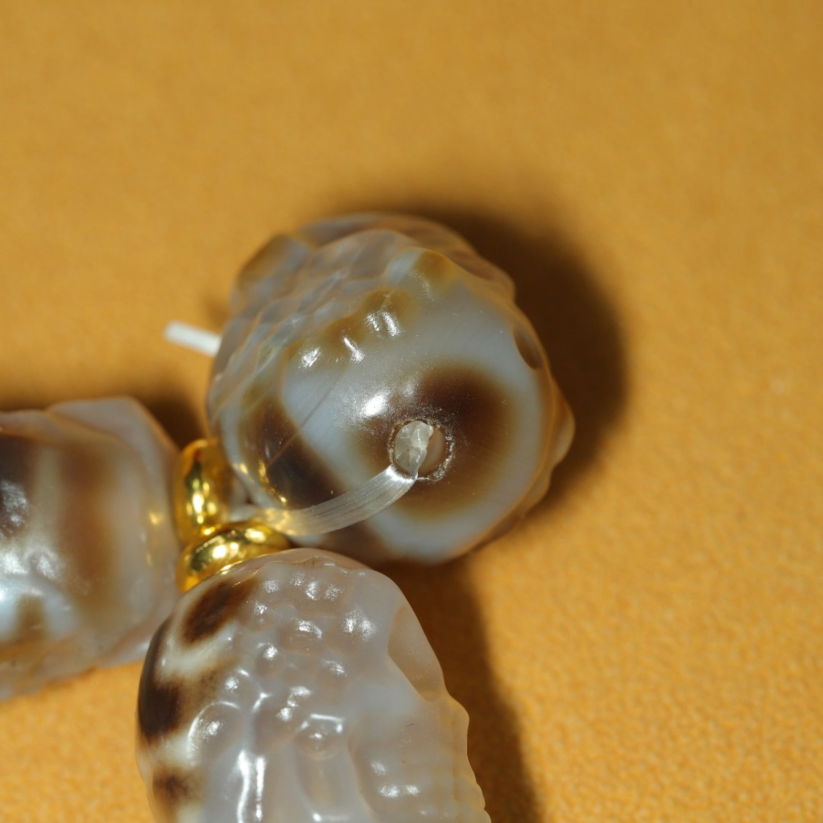 An Exquisite Dzi Bead Human-face Pattern Bracelets - 9
