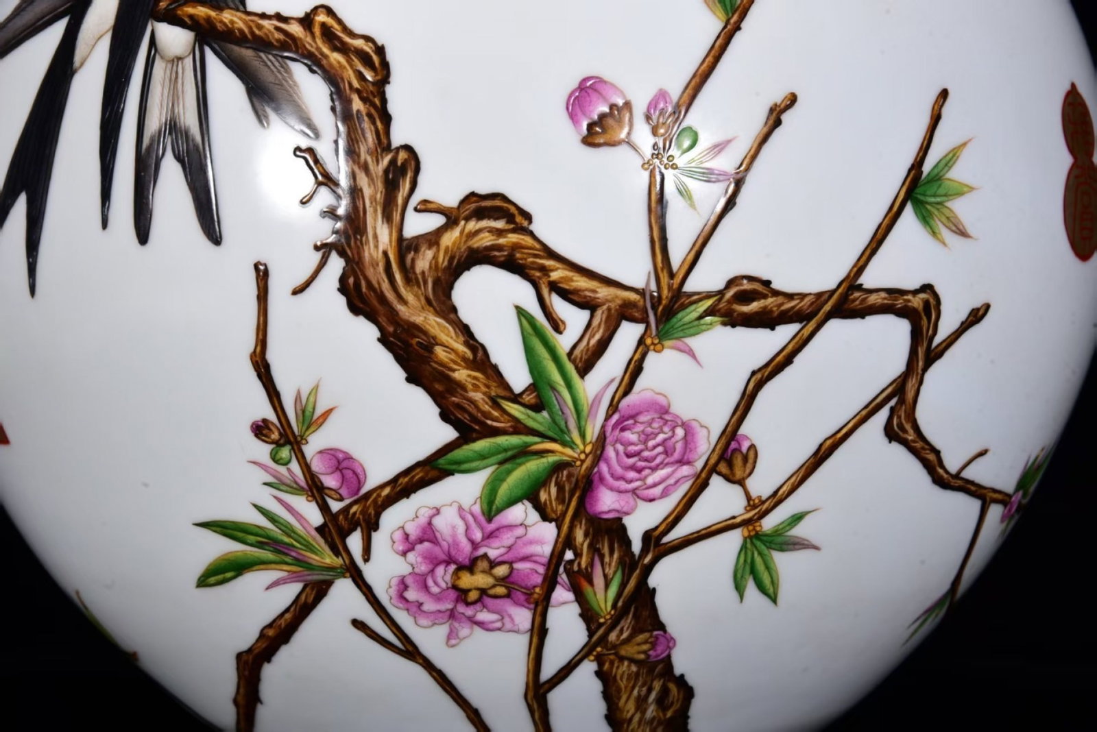 A Huge Enamel Painted Gold Flower and Bird Pattern Vase,With Poem - 5