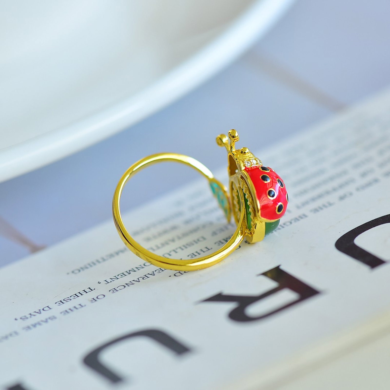 An Exquisite Sterling Silver-Gold Plated Inlaid Jasper Ring,Inlaid Diamonds - 5