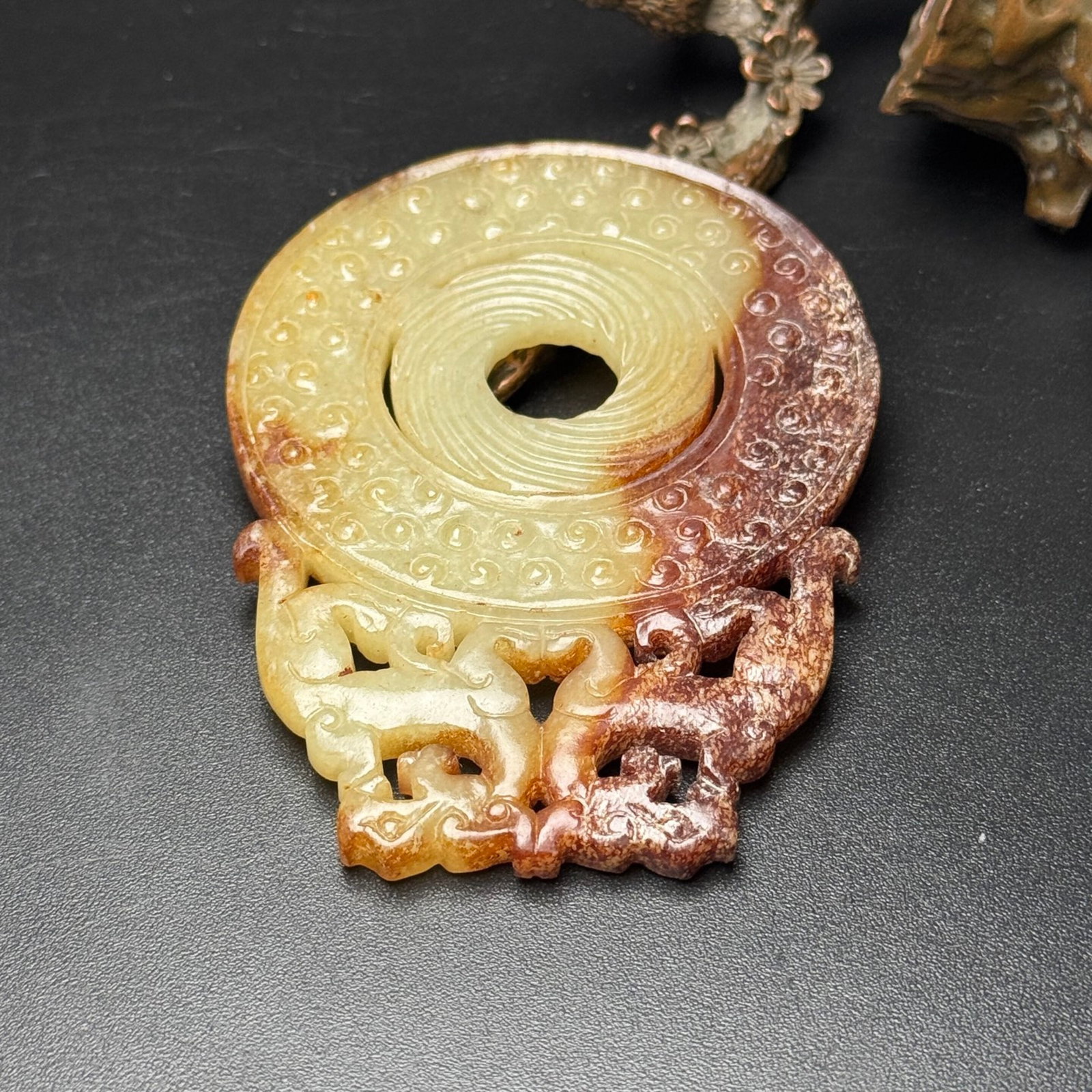 An Exquisite White Jade Auspicious Beast Pattern Pendant - 5