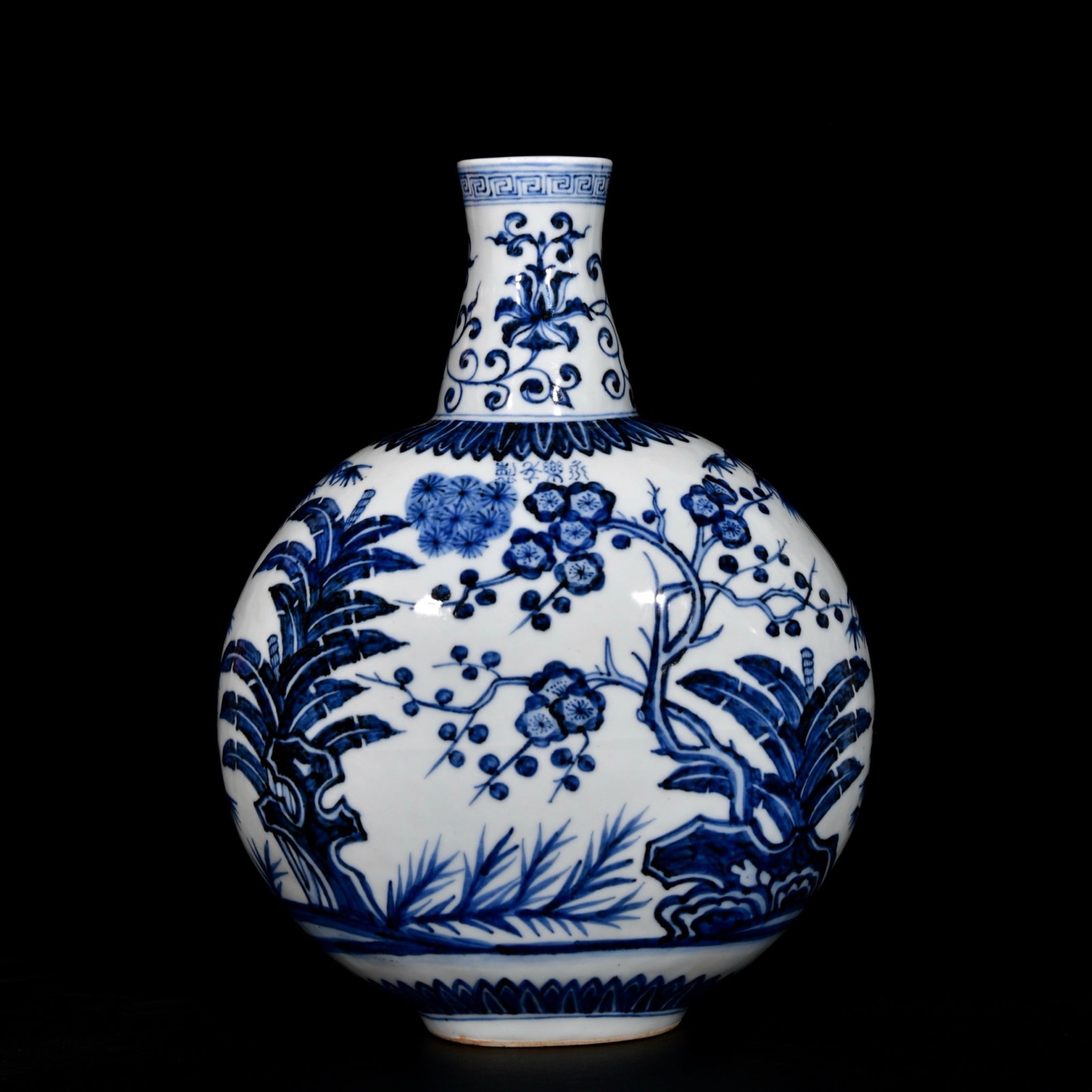 A Rare Blue and White Pine, Bamboo and Plum Blossom Pattern Vase: Estimated Value:2400-4800 A Rare Blue and White Pine, Bamboo and Plum Blossom Pattern Vase,Ming Dynasty, China,Yongle Four-character Mark,Size:12.2inx9.1in 青花松竹梅 