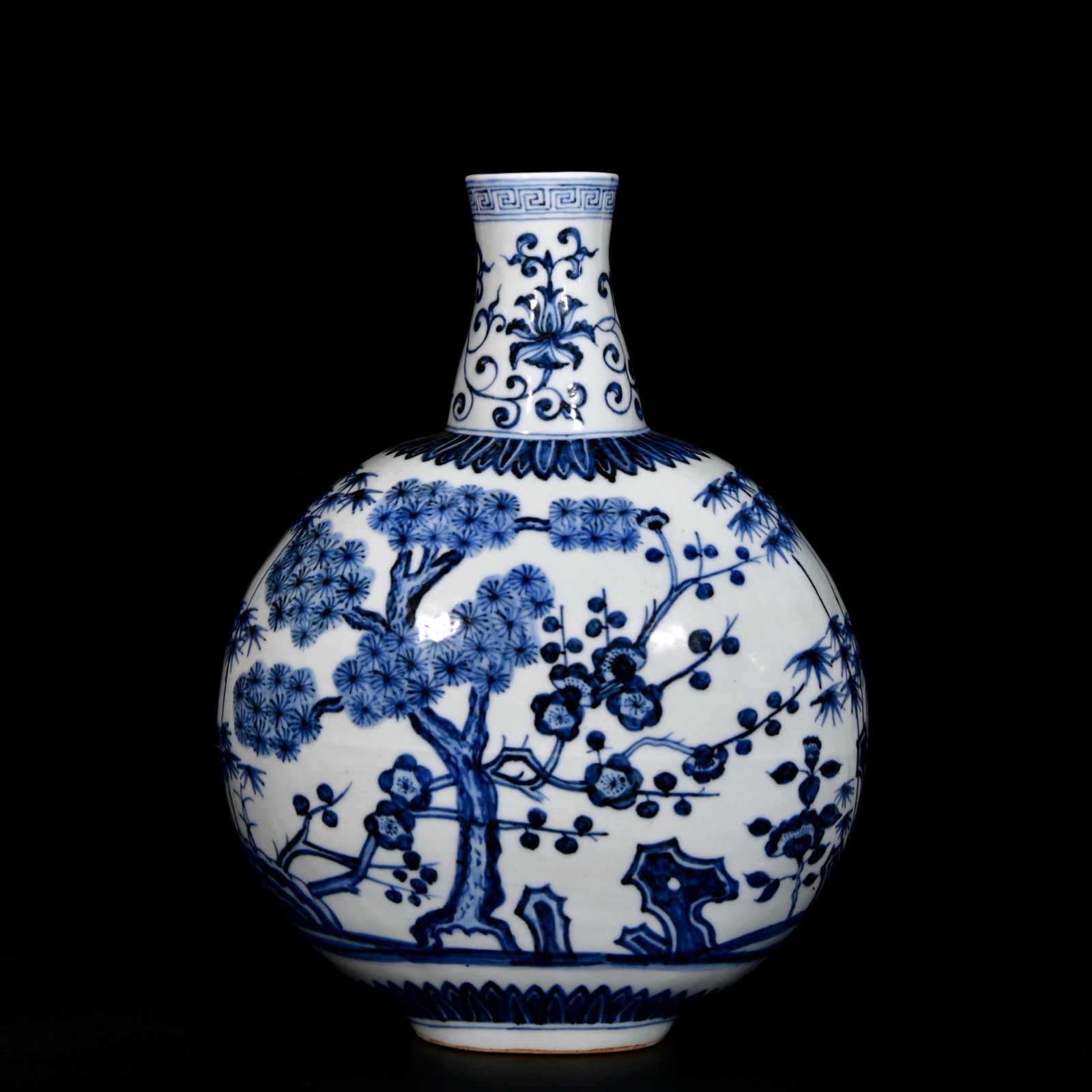 A Rare Blue and White Pine, Bamboo and Plum Blossom Pattern Vase - 6