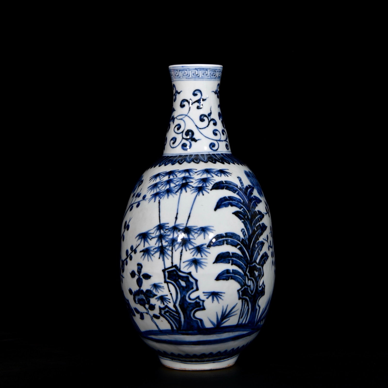 A Rare Blue and White Pine, Bamboo and Plum Blossom Pattern Vase - 7