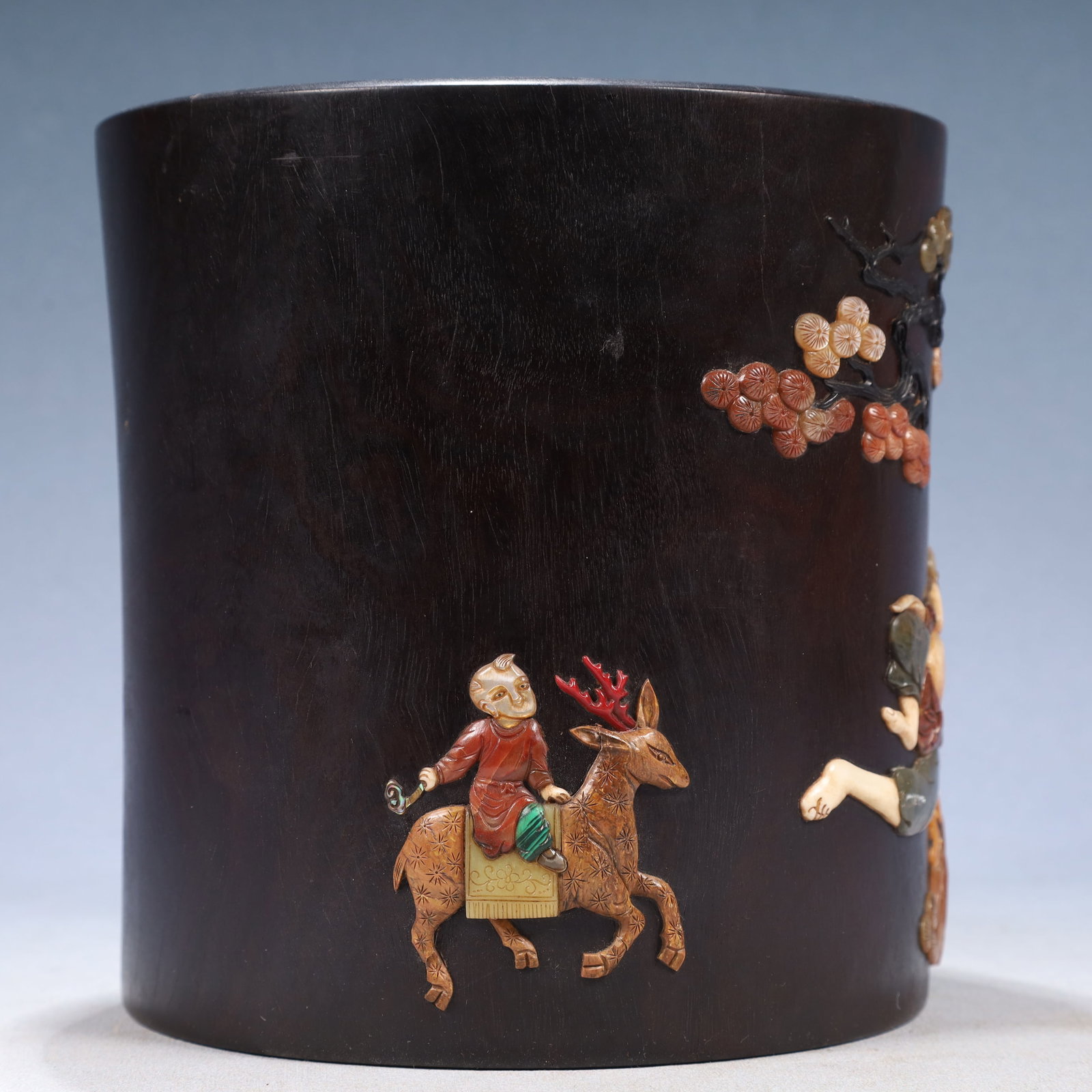 An Exquisite Zitanwood Landscape and Figure Pattern Brush Pot,Inlaid Gems - 4