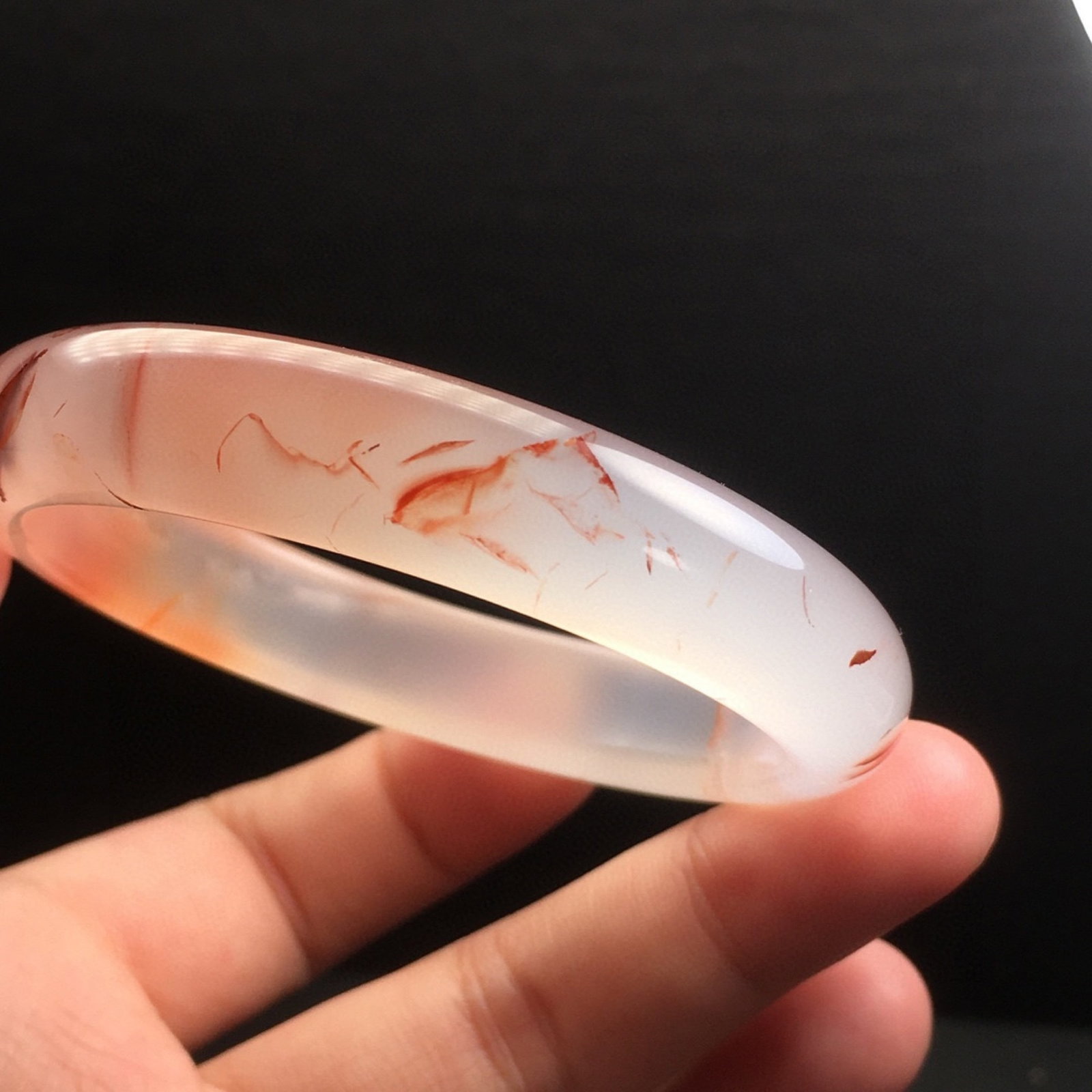 An Exquisite Agate Bracelets - 2