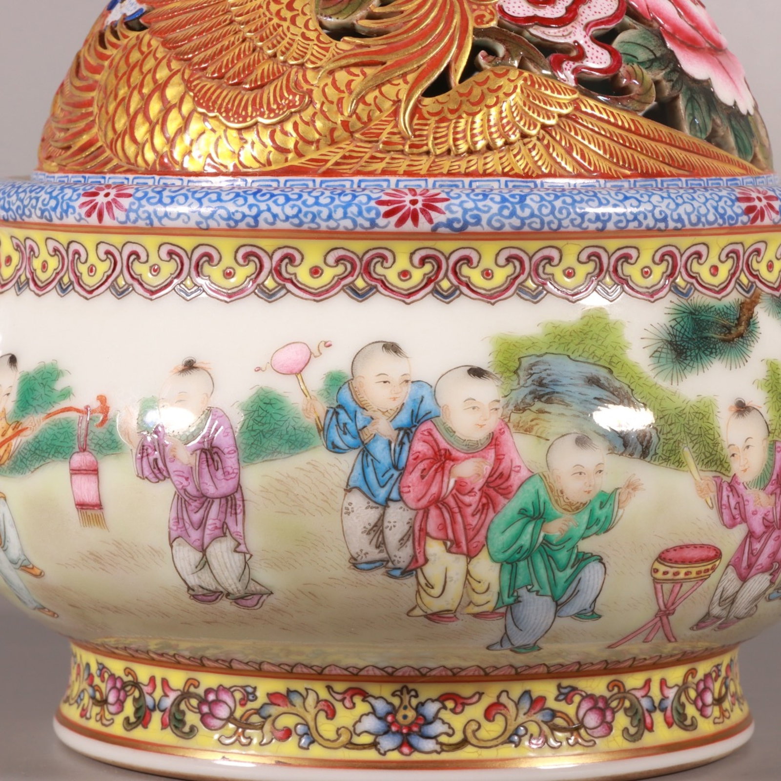 A Pair of Exquisite Enamel Painted Gold Figure and Phoenix Pattern Elephant-Ears Censers - 4