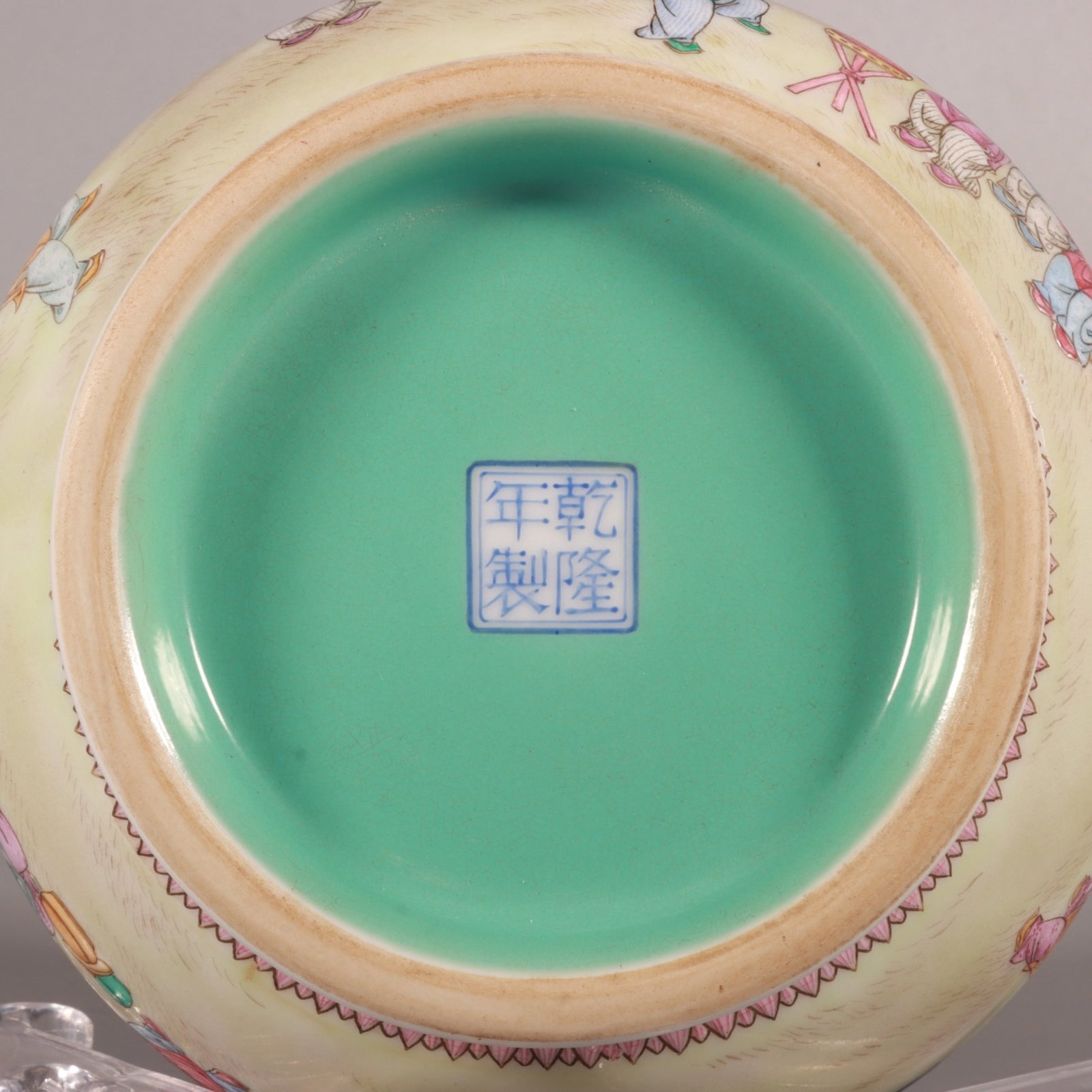 A Pair of Exquisite Enamel Painted Gold Figure and Phoenix Pattern Elephant-Ears Censers - 9