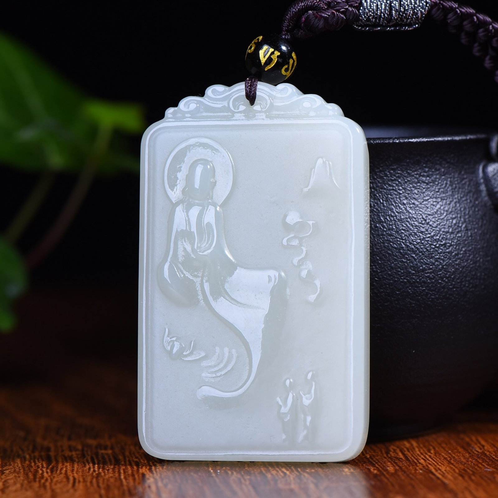 An Exquisite White Jade Buddha Pattern Pendant - 2