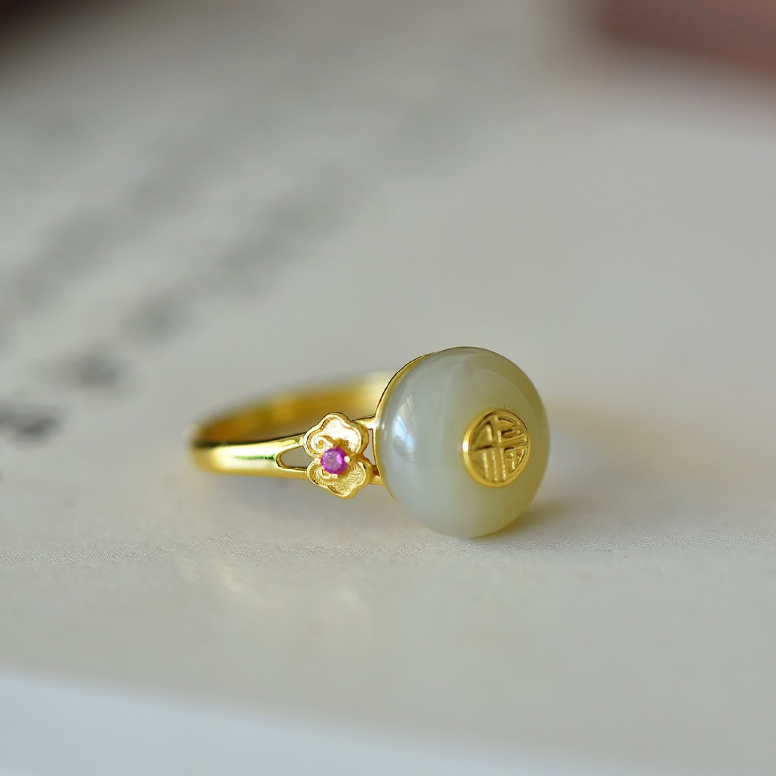 An Exquisite Sterling Silver-Gold Plated Inlaid White Jade Ring,Inlaid Gems - 2