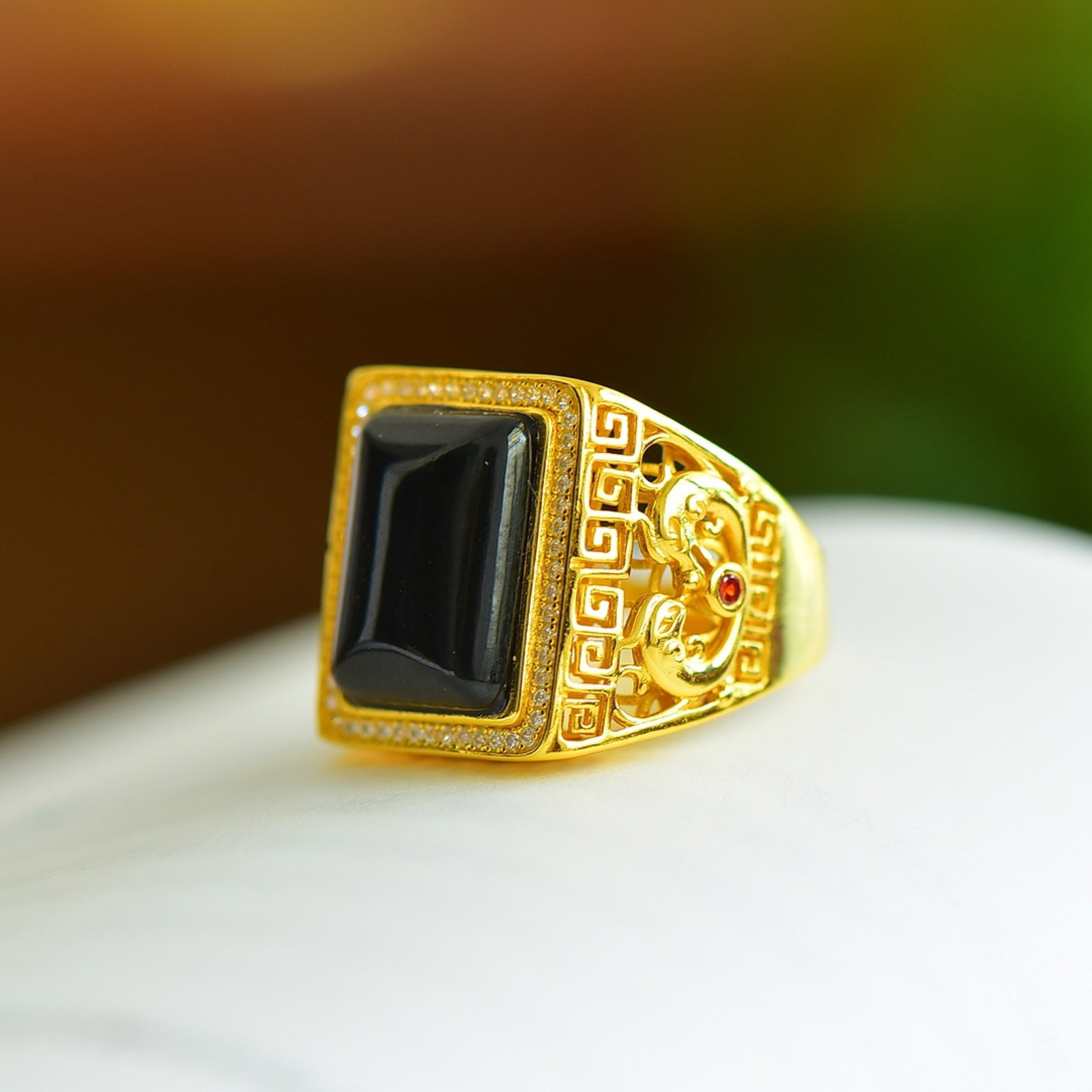 An Exquisite Sterling Silver-Gold Plated Inlaid Black Jade Ring,Inlaid Diamond - 3