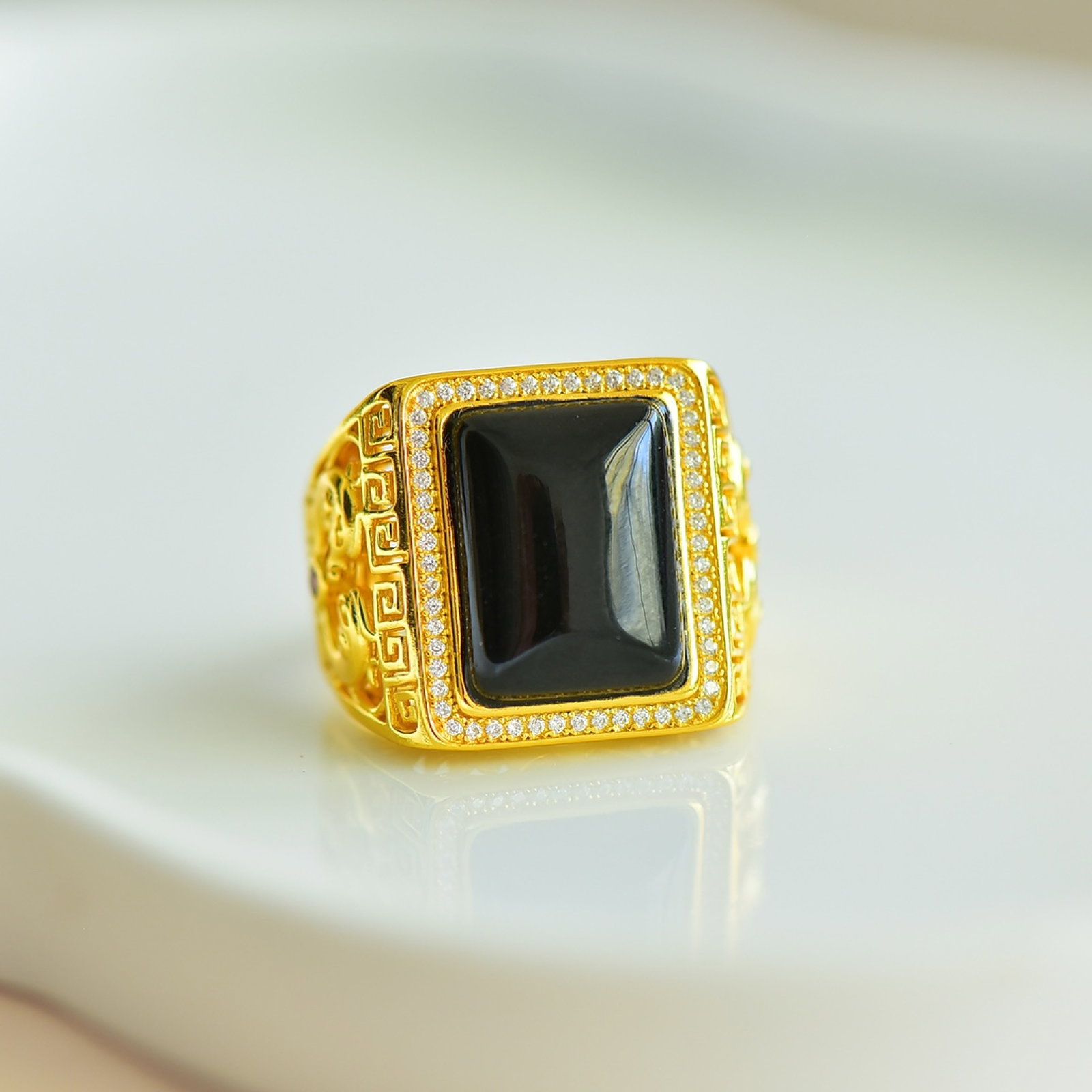 An Exquisite Sterling Silver-Gold Plated Inlaid Black Jade Ring,Inlaid Diamond - 4