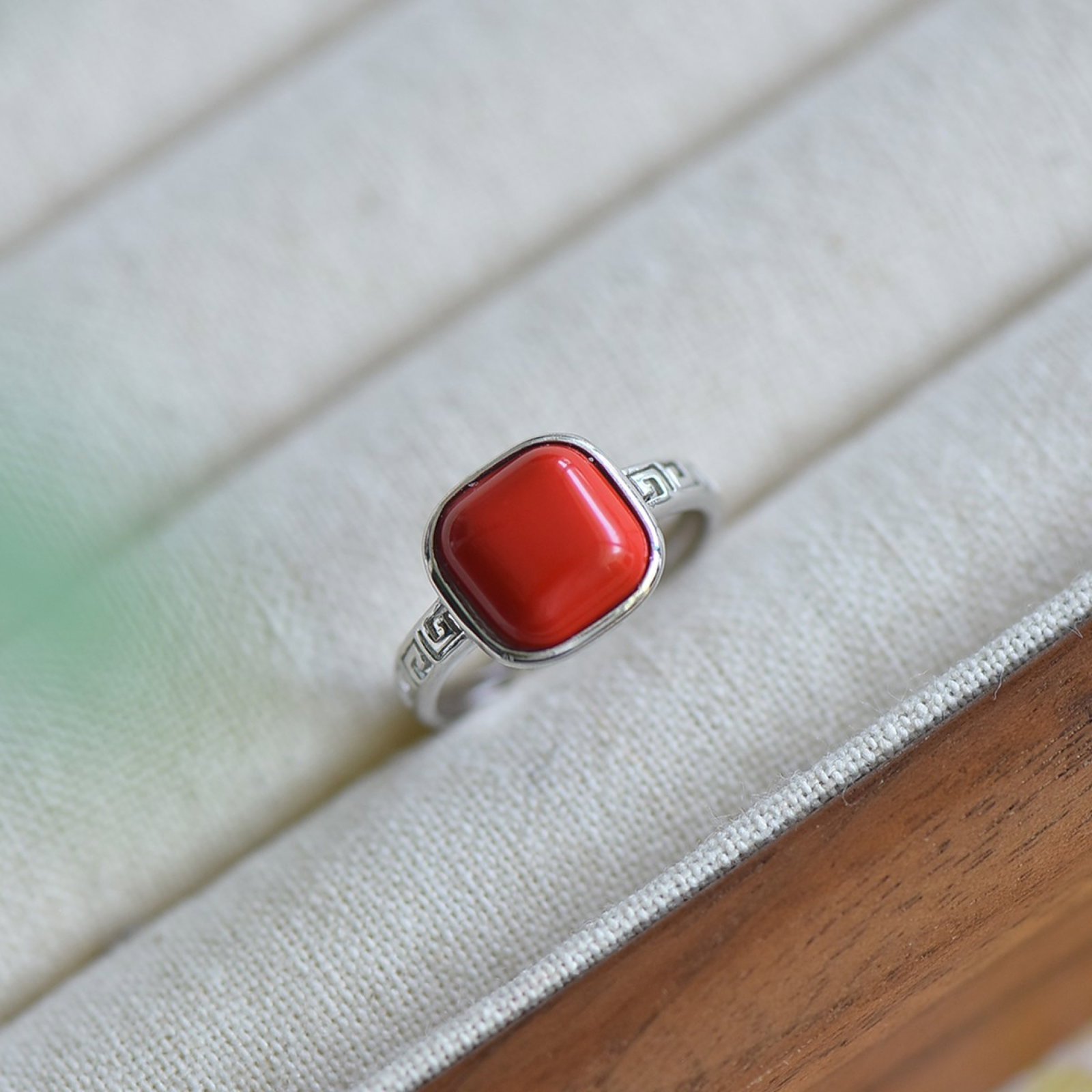 An Exquisite Sterling Silver Inlaid Cinnabar Ring - 2