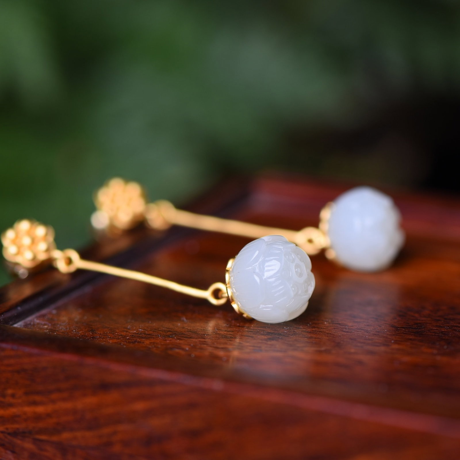 A Pair of Exquisite Sterling Silver-Gold Plated Inlaid White Jade Earrings - 4