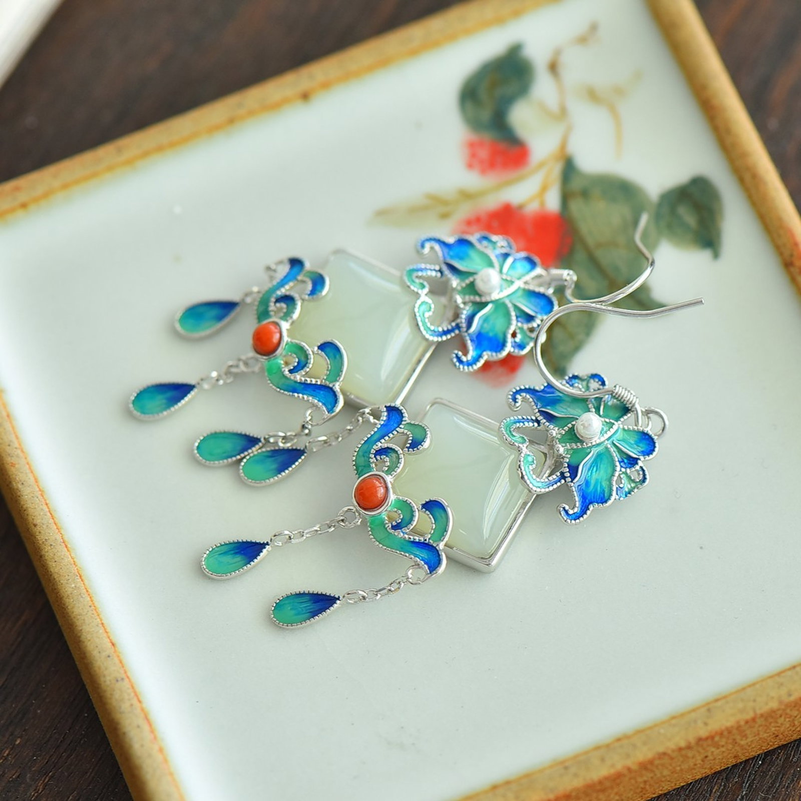 A Pair of Exquisite Sterling Silver Inlaid White Jade Earrings,Inlaid Pearls - 2