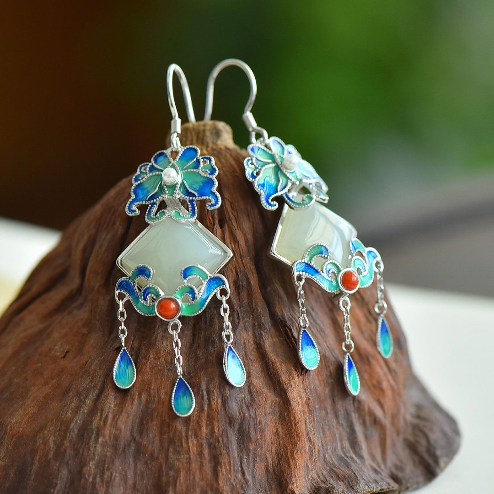 A Pair of Exquisite Sterling Silver Inlaid White Jade Earrings,Inlaid Pearls - 4