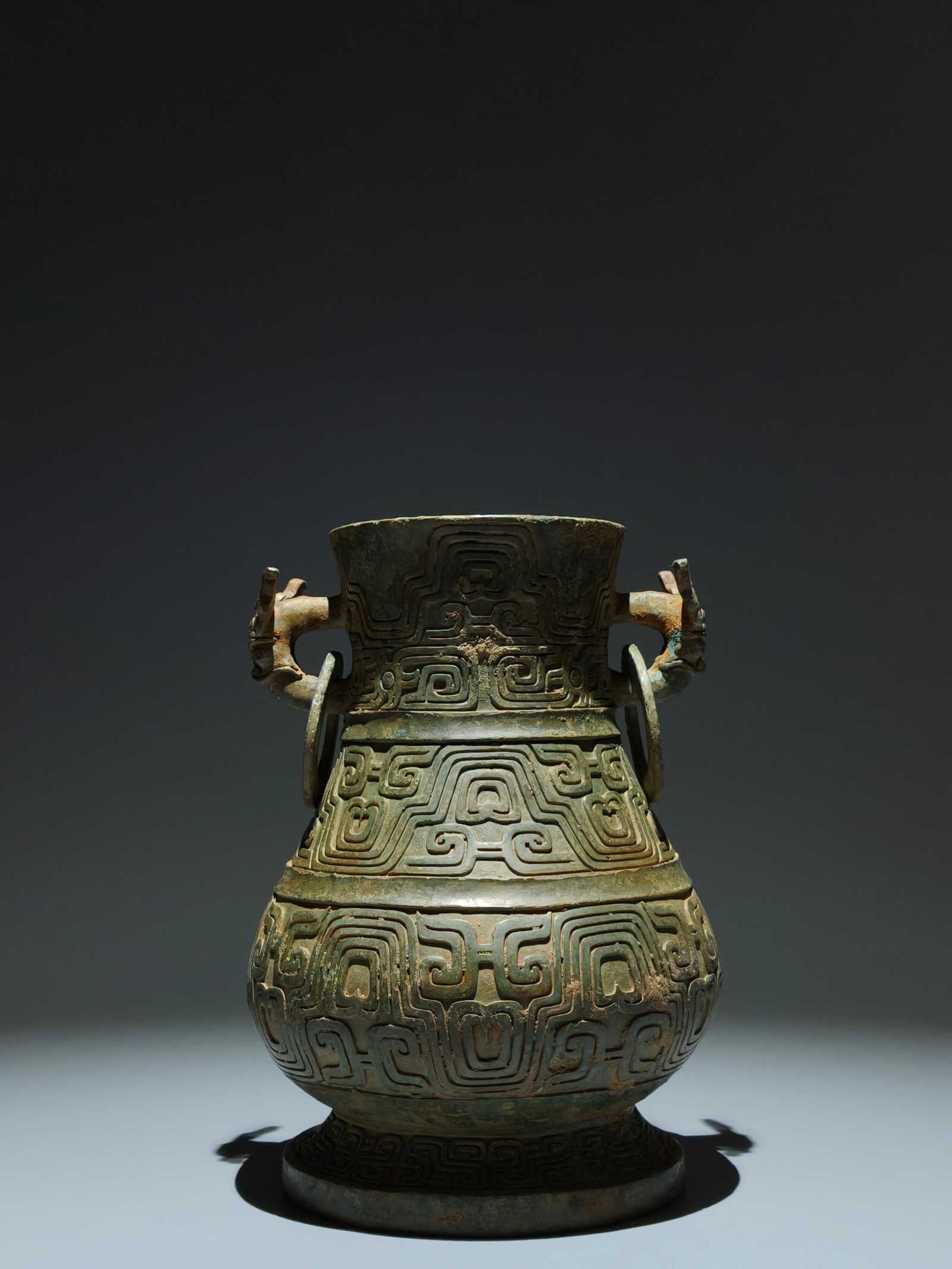 An Archaic Bronze Beast-Ears Pot,With Inscription - 6