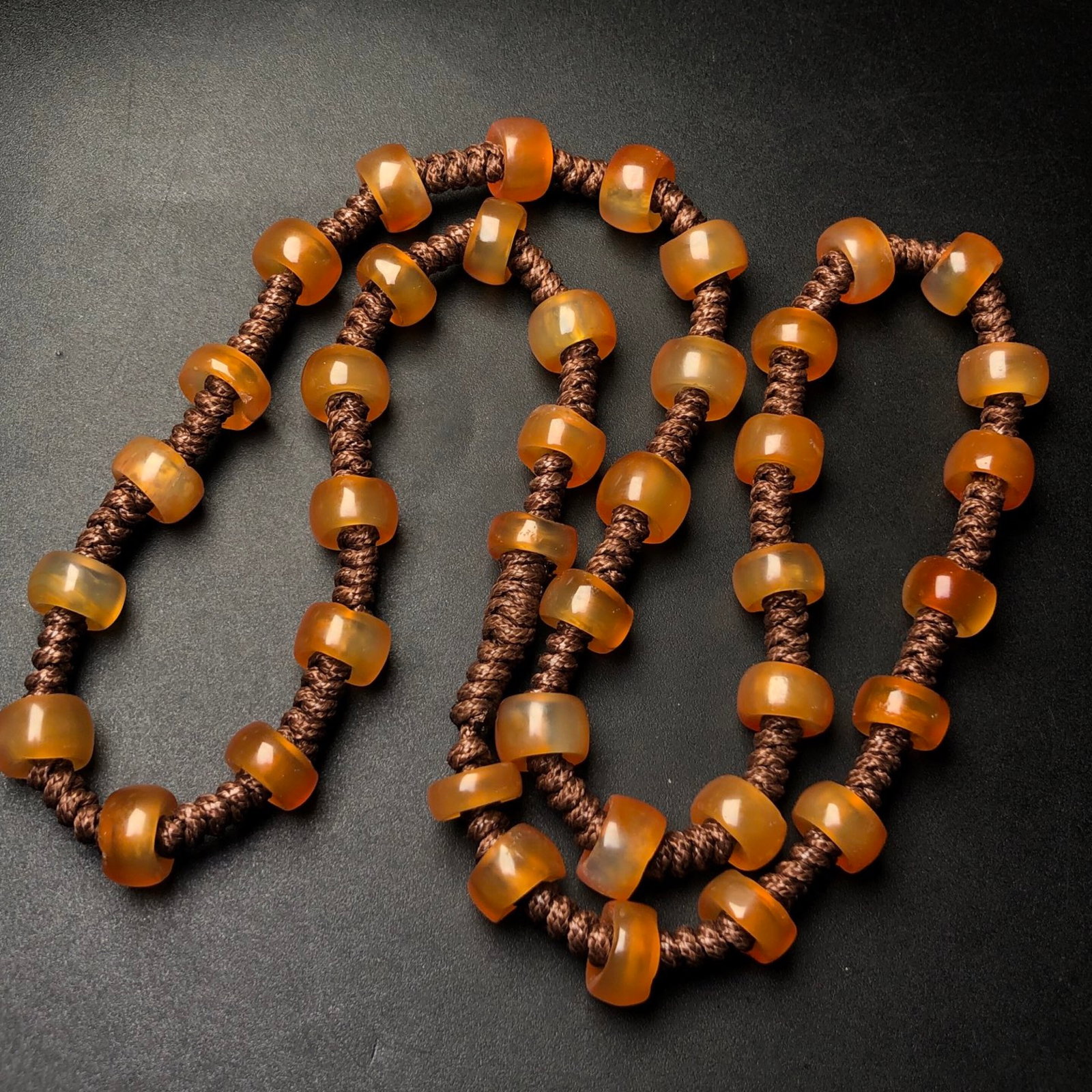 An Exquisite Agate Necklace - 2